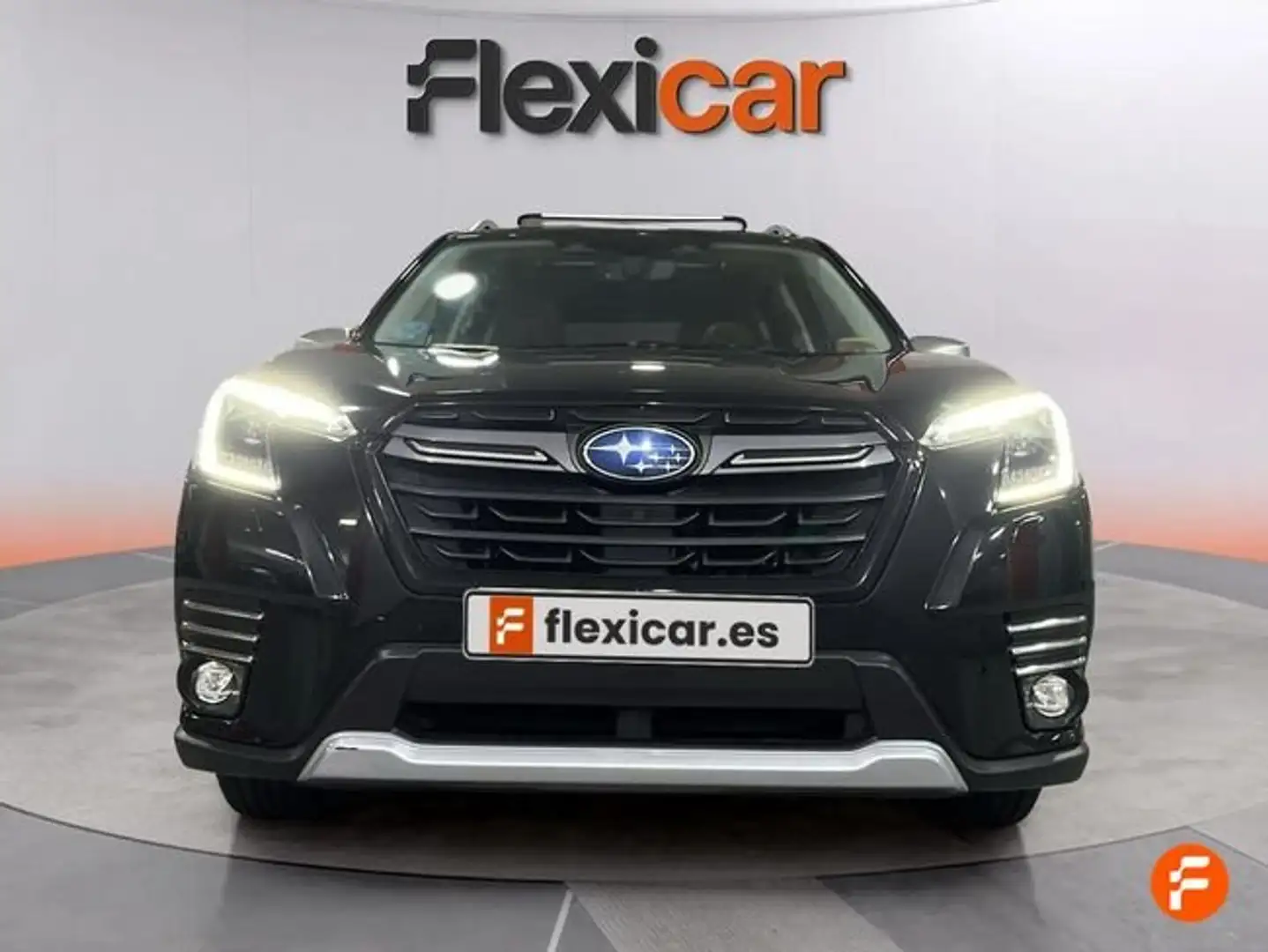 Subaru Forester 2.0i Hybrid Executive Plus CVT Negro - 1