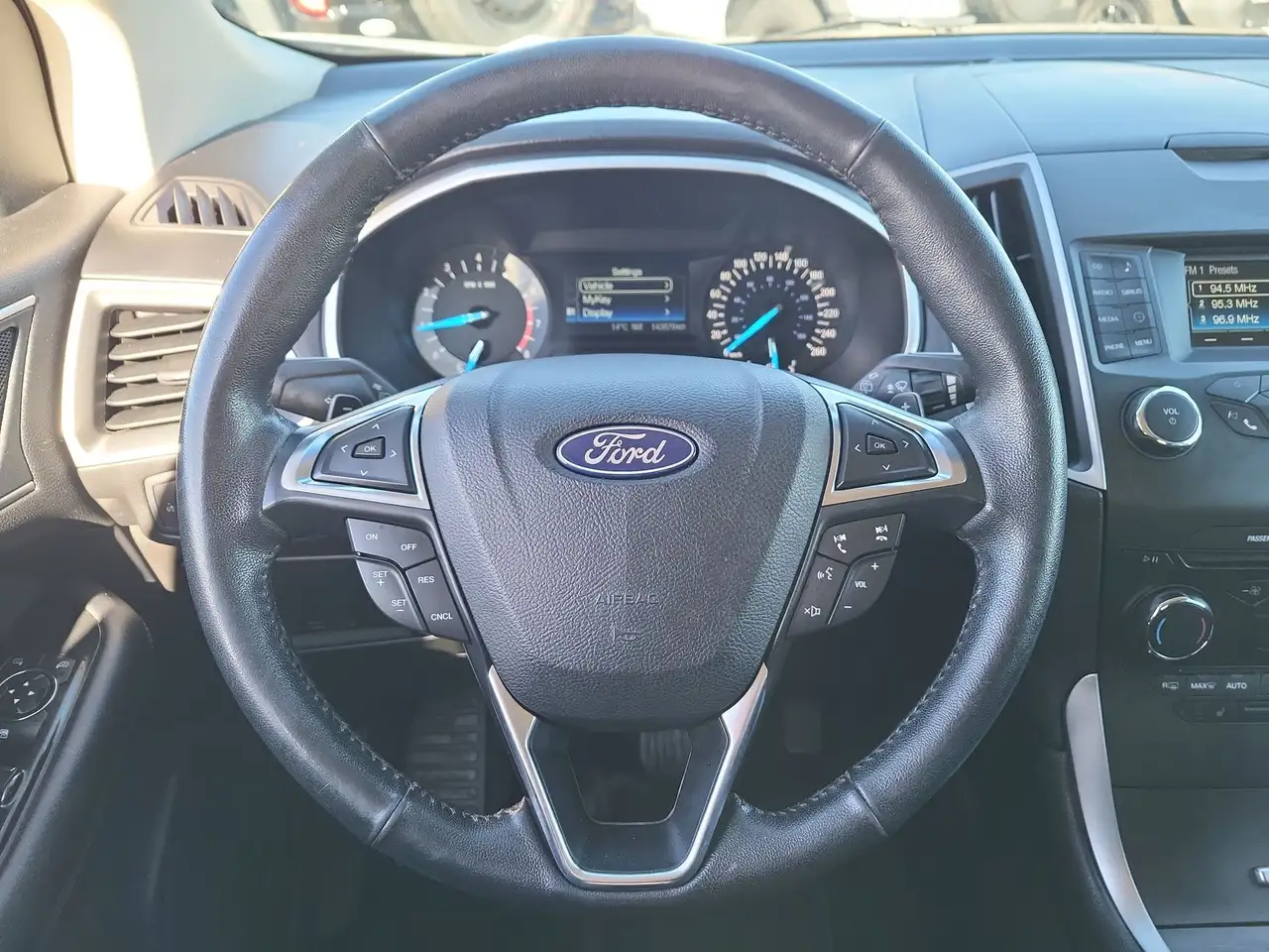 Ford Edge снимка Ford Edge