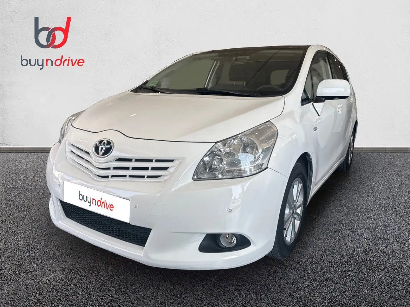 Toyota Verso 1.6 Active 5pl. Blanco - 1