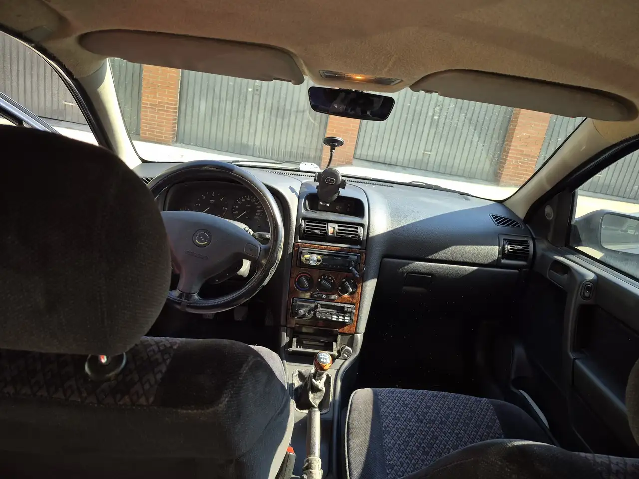 Opel Astra 2.0 DI 16V CD, foto 6
