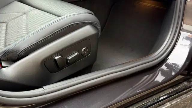 BMW 530 e xDrive Ansicht 22