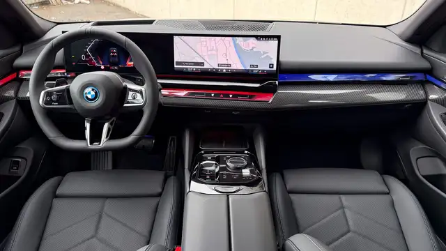 BMW 530 e xDrive Ansicht 24