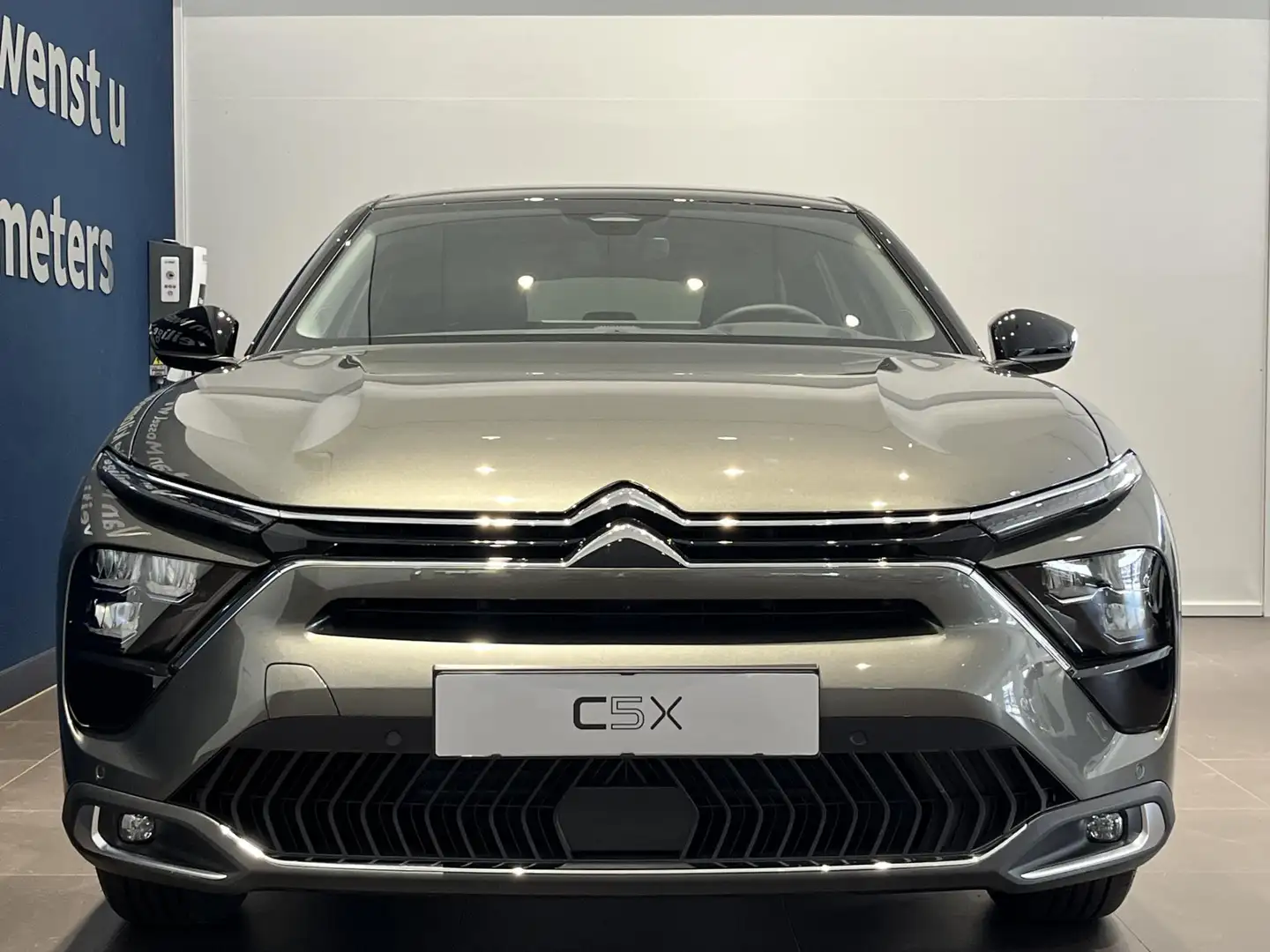 Citroen C5 X 1.2 PureTech Business Plus DEMO VOORDEEL! Grijs - 2