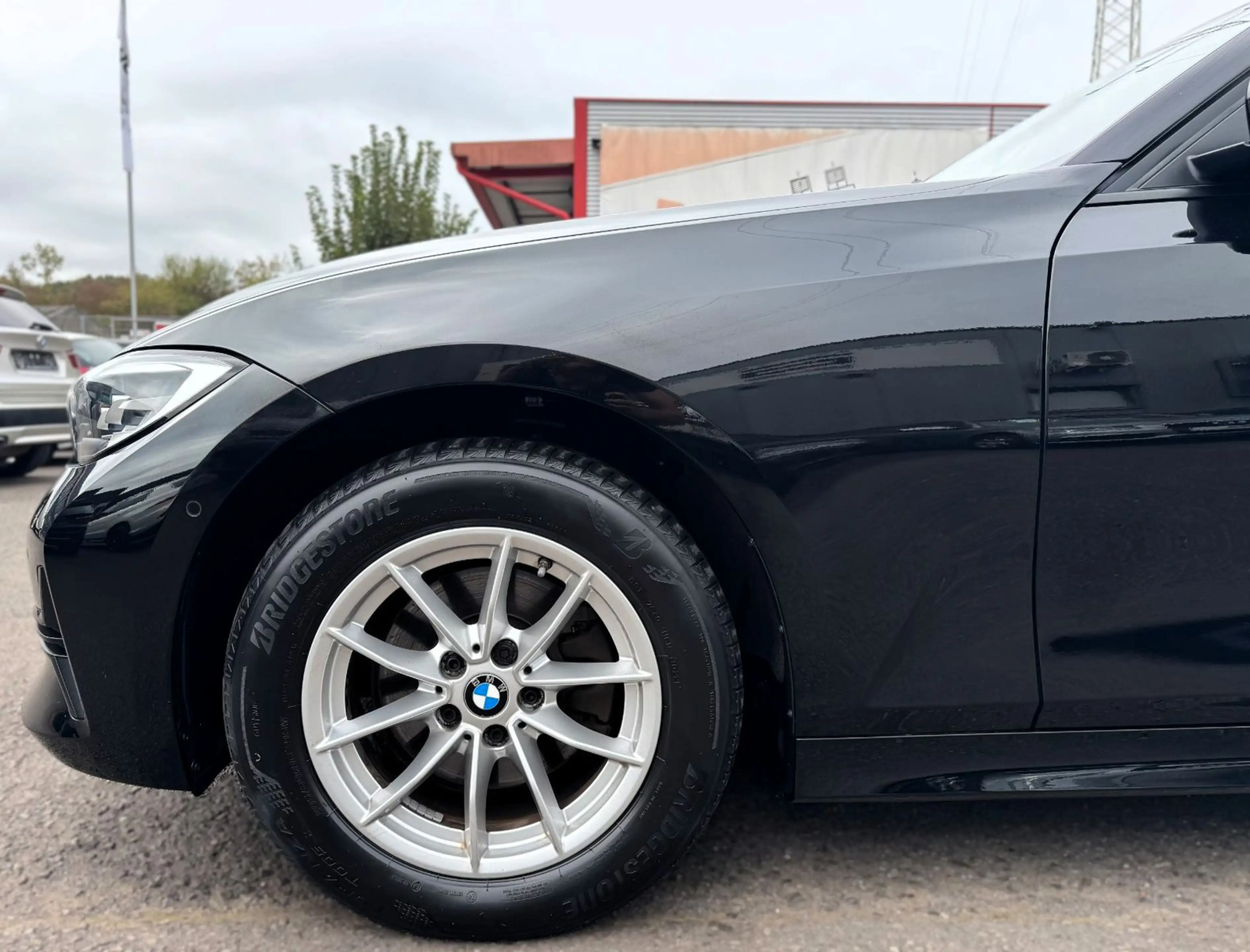 BMW 320 d Limousine Autom. *1.Hand/Virtual/Navi/LED* — photo 7