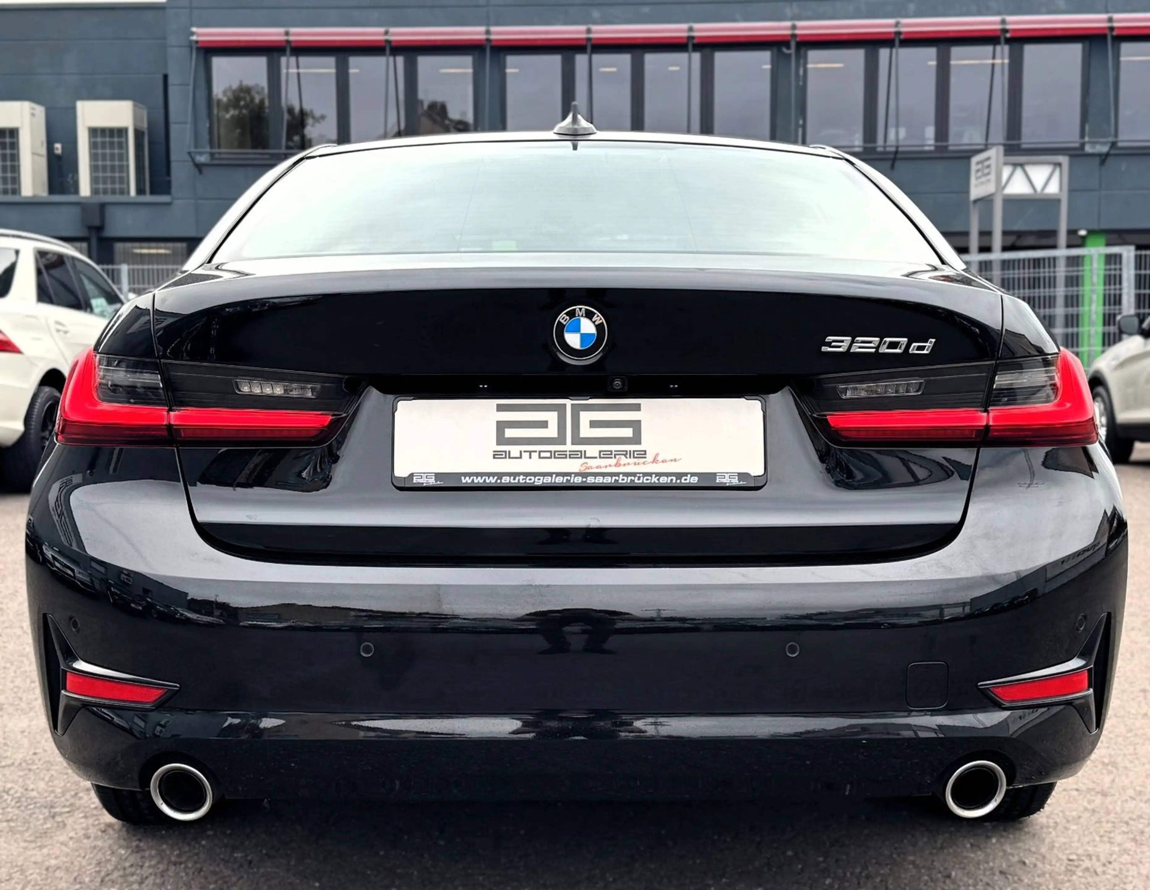 BMW 320 d Limousine Autom. *1.Hand/Virtual/Navi/LED* — photo 5