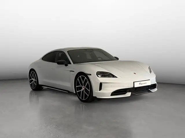 Porsche Taycan view 7