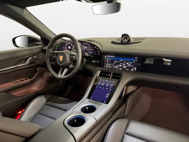 Porsche Taycan view 12
