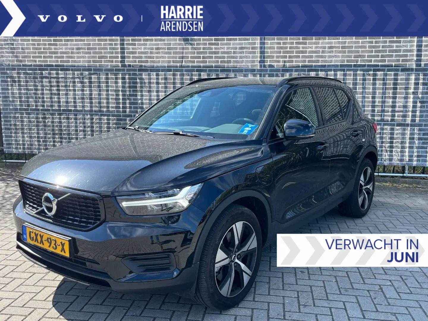 Volvo XC40 1.5 T4 Recharge R-Design Zwart - 1