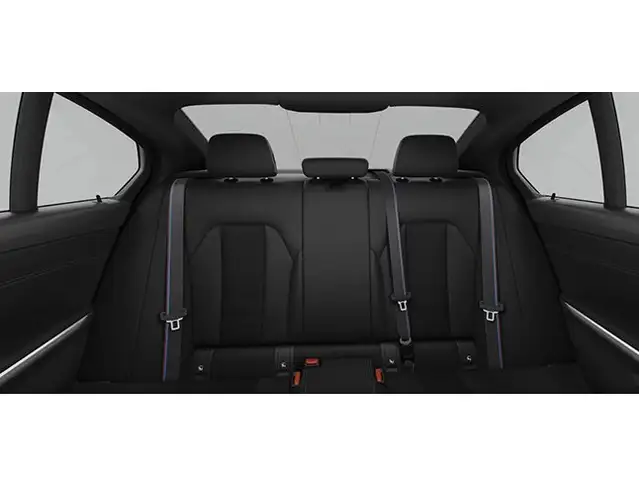 BMW M3 view 5