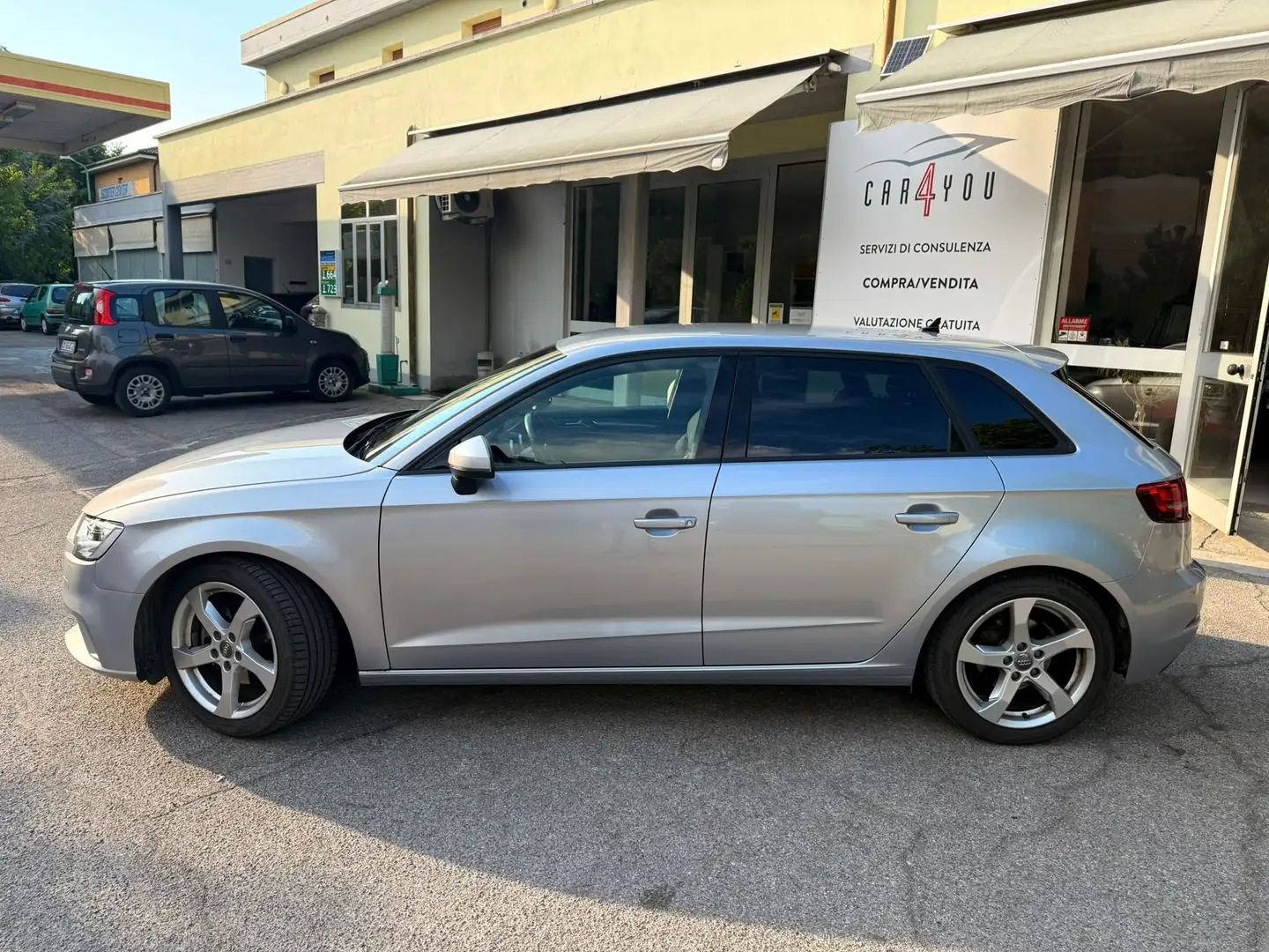 Audi A3 A3  Sportback 30 1.6 tdi SPORT 116cv s-tronic Argento - 2