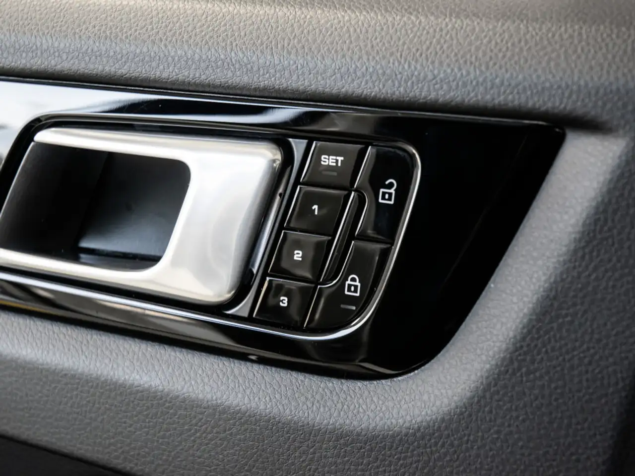 Porsche Cayenne снимка Porsche Cayenne