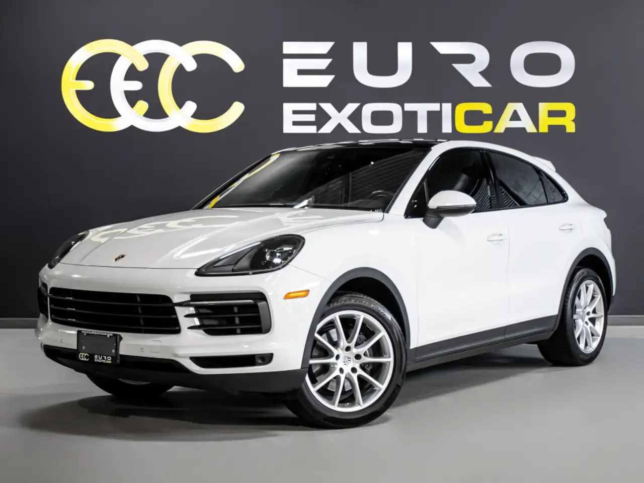 Porsche Cayenne снимка Porsche Cayenne