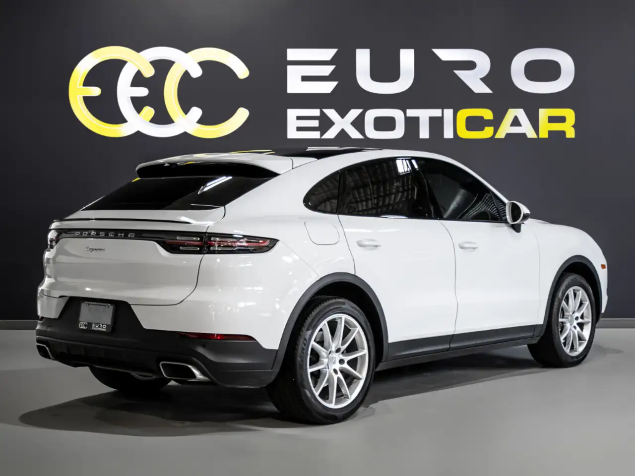 Porsche Cayenne снимка Porsche Cayenne