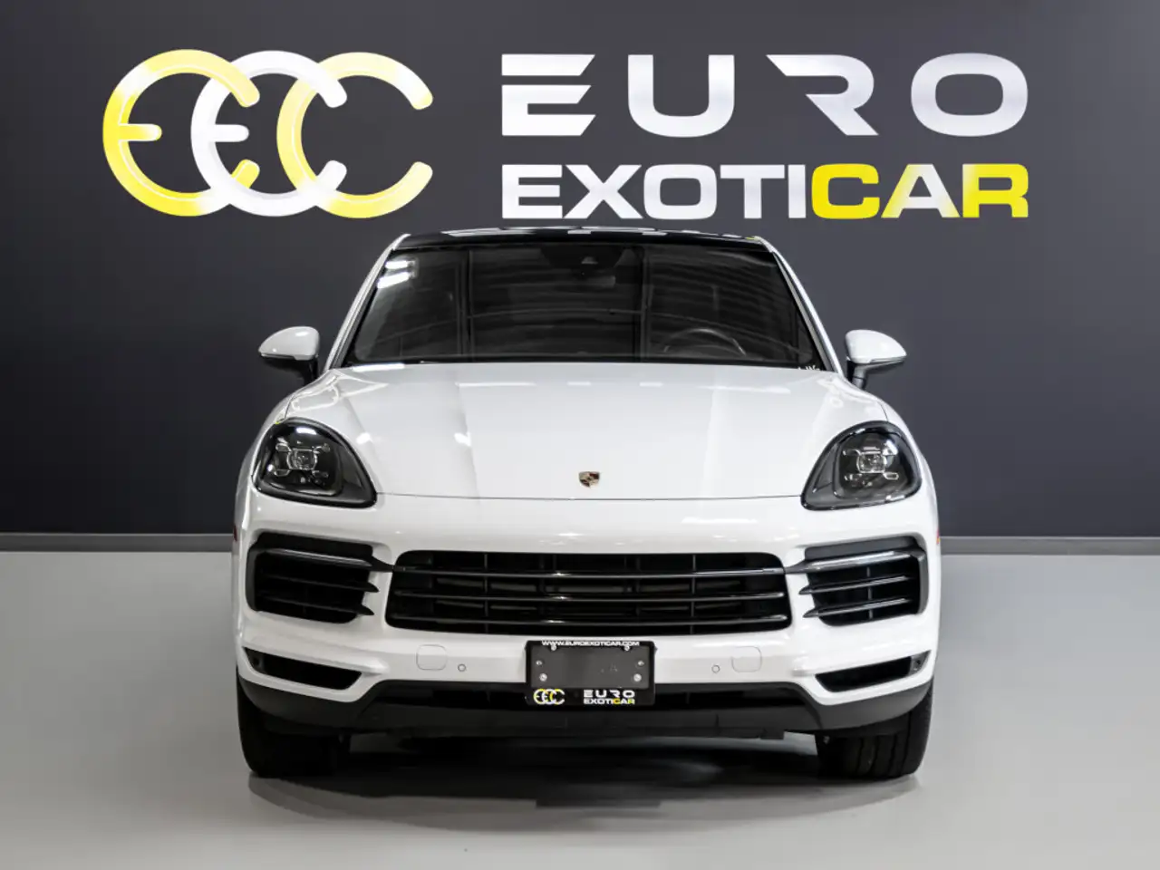 Porsche Cayenne снимка Porsche Cayenne