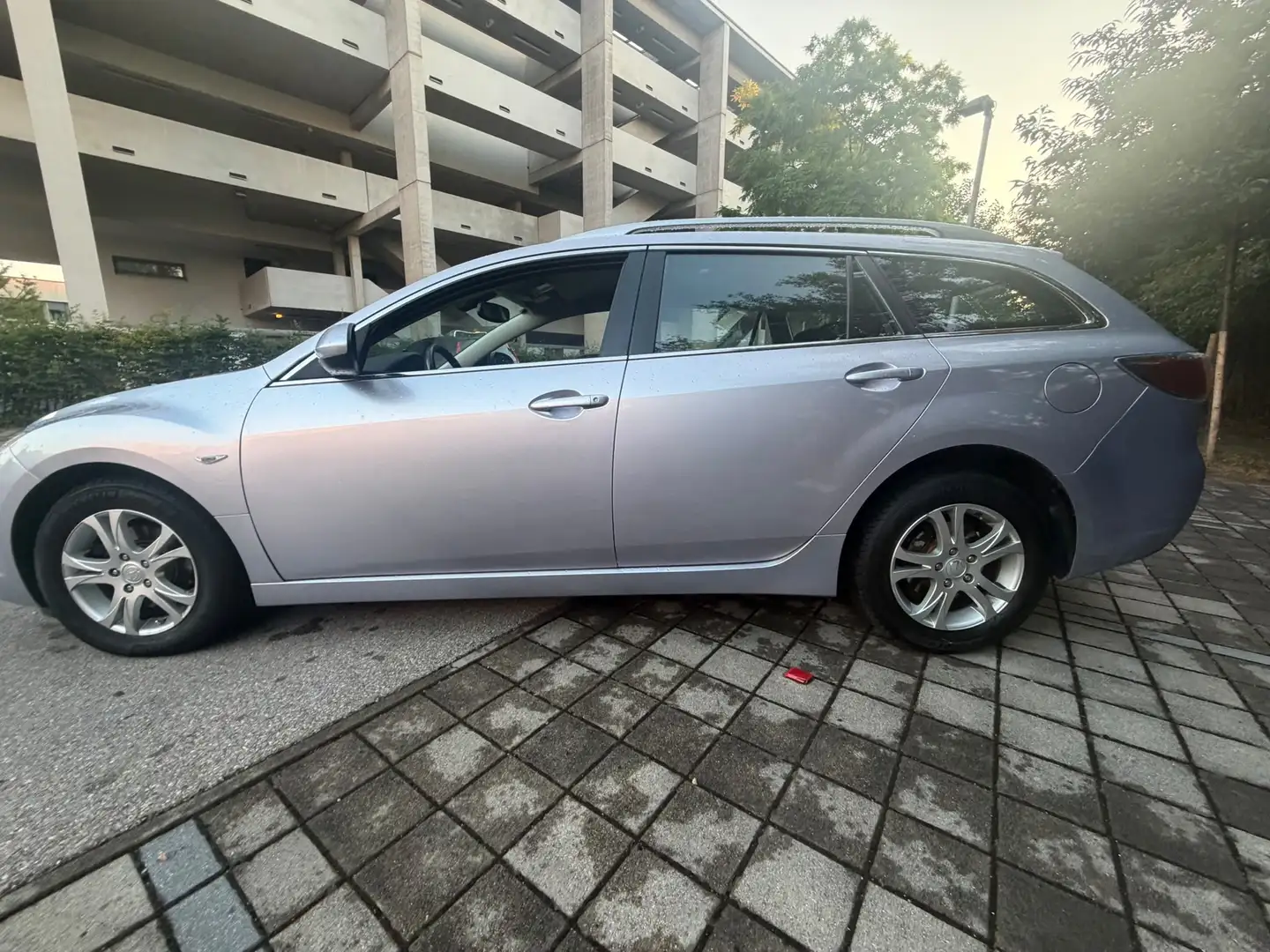 Mazda 6 Mazda 6 Sport Combi CD163 TE Plus TE Plus Silber - 2