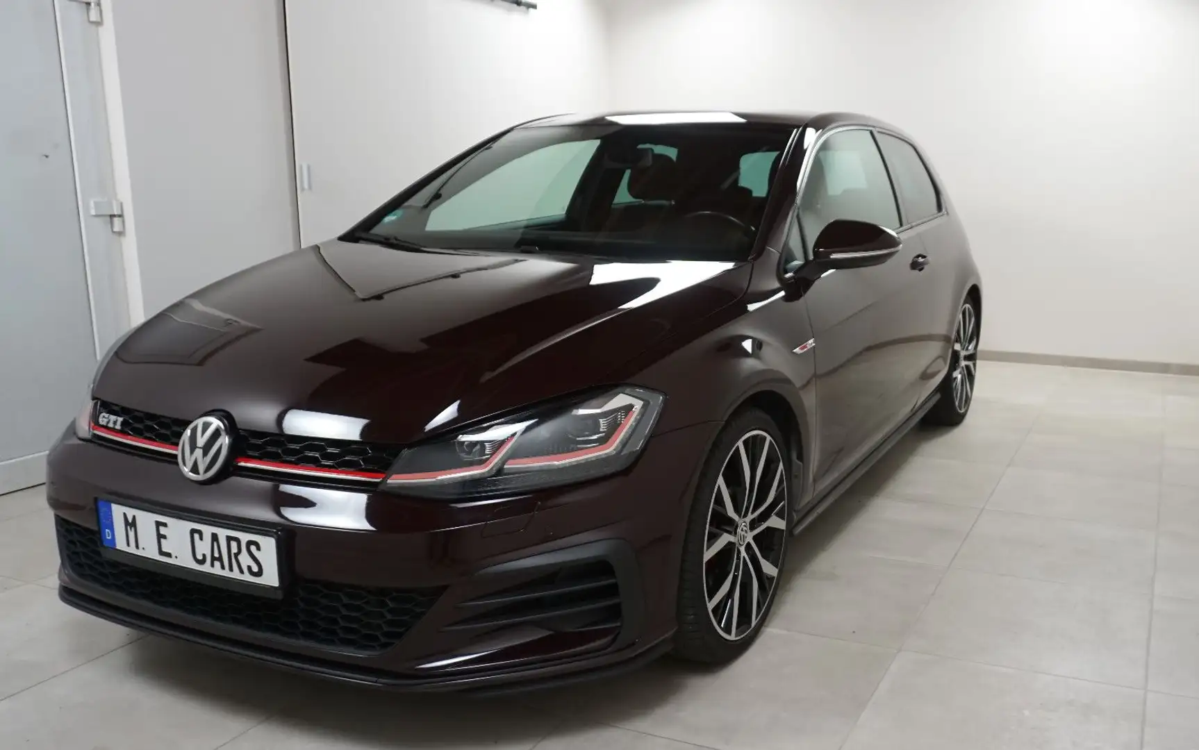 Volkswagen Golf VII Lim. GTI 1. Hand Scheckheft LED 3 Türer Rot - 1