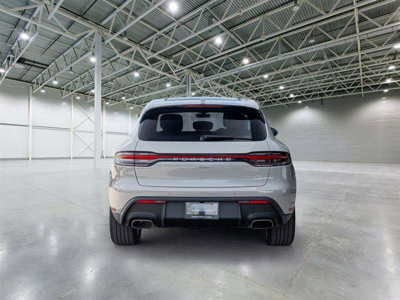 2024 Porsche Macan Base Gray alt 5