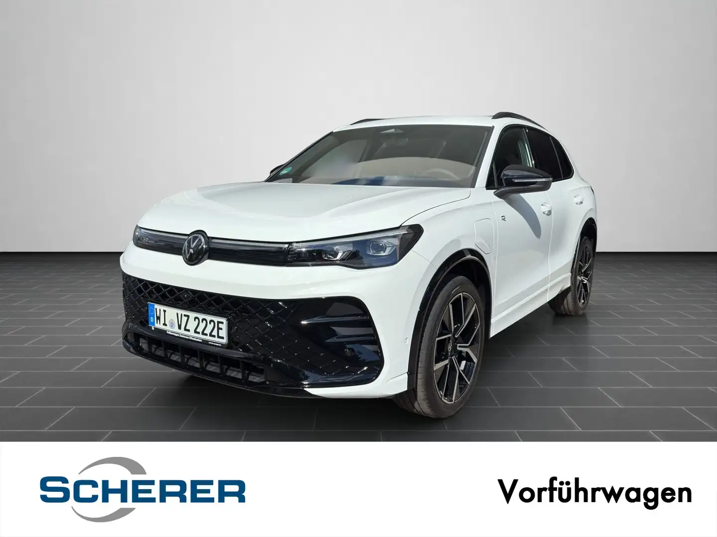 Volkswagen Tiguan R-Line 1.5 eHybrid DSG AHK HEADUP MATRIX Weiß - 1