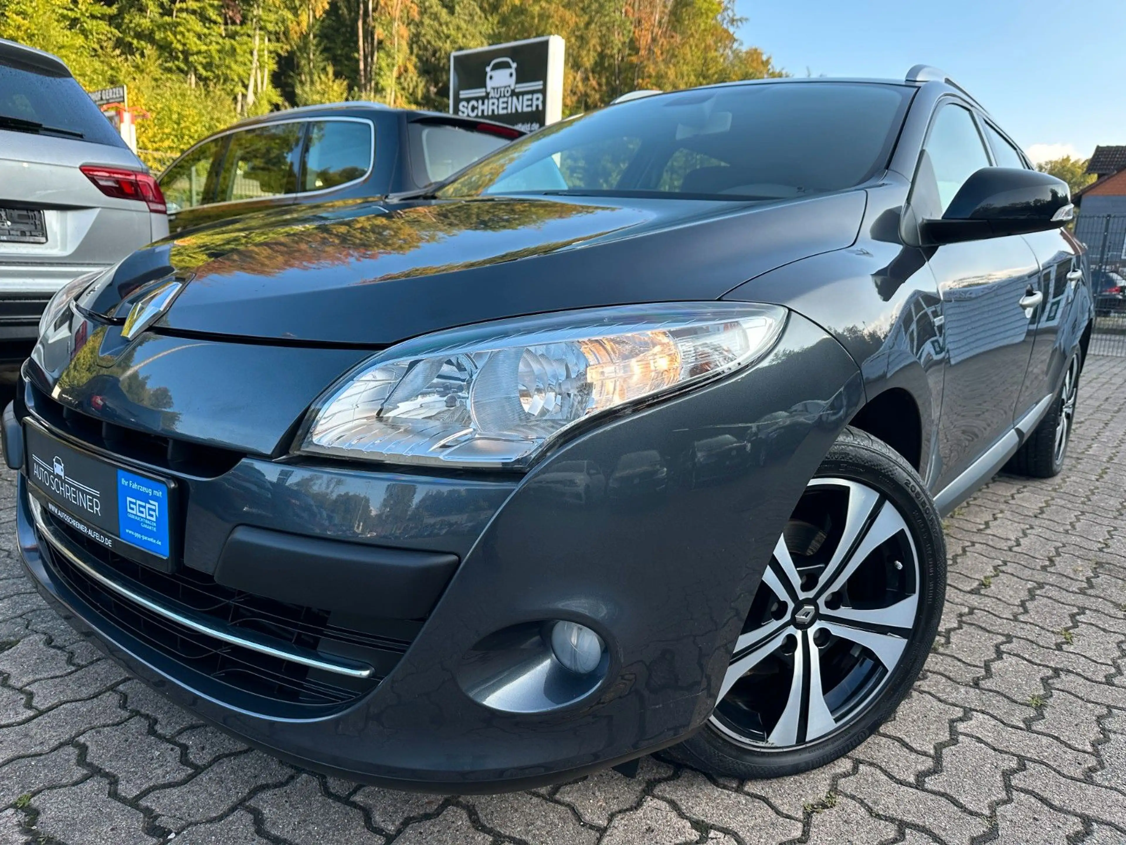 Renault Megane Grandtour BOSE Edition TEMPOMAT PDC NAVI — photo 2