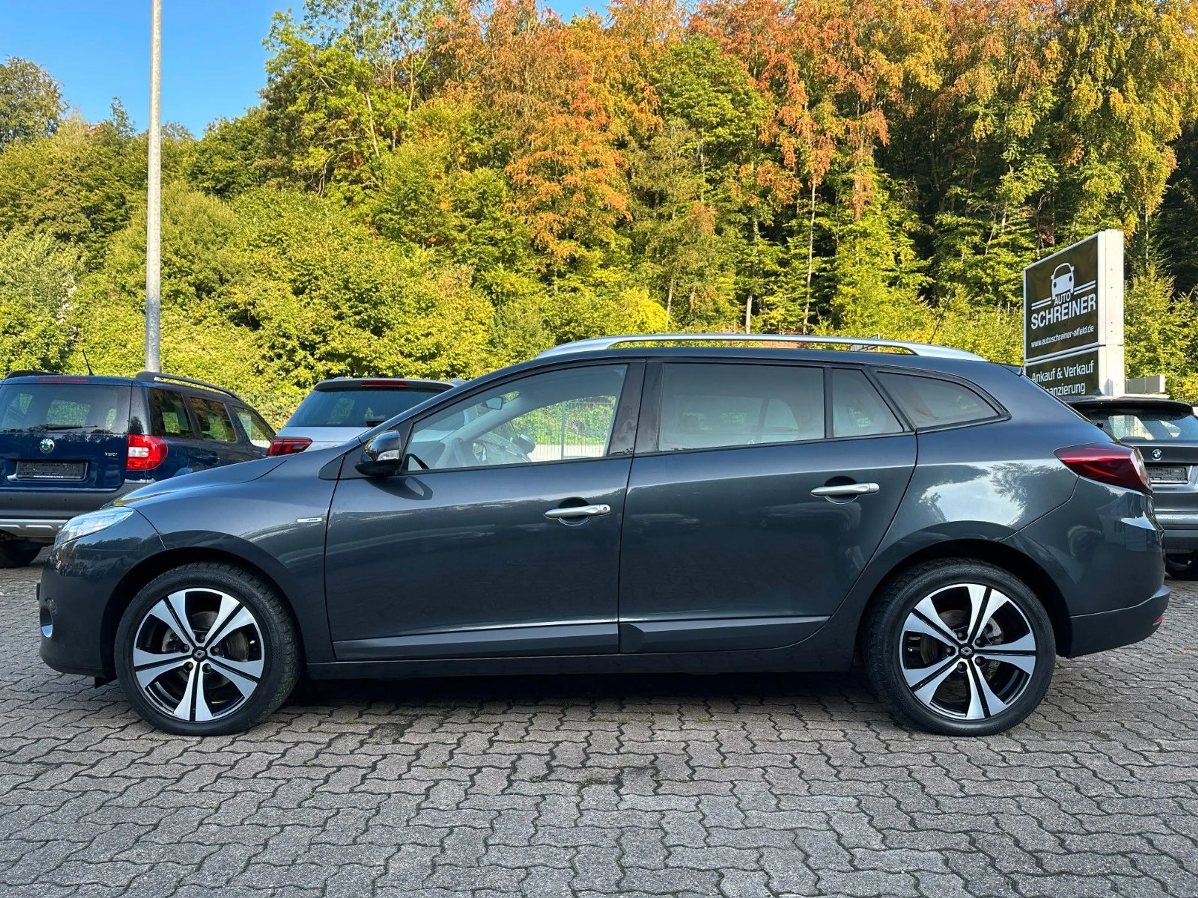 Renault Megane Grandtour BOSE Edition TEMPOMAT PDC NAVI — photo 8
