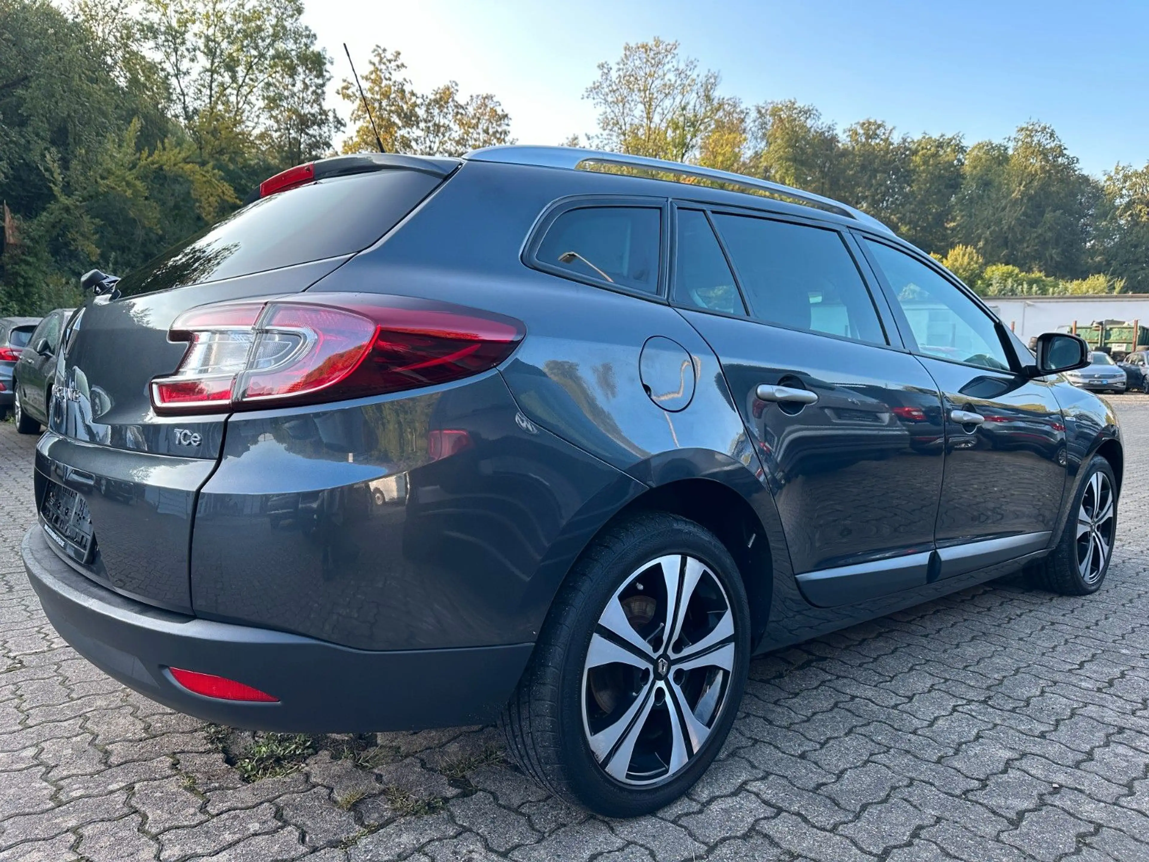 Renault Megane Grandtour BOSE Edition TEMPOMAT PDC NAVI — photo 7