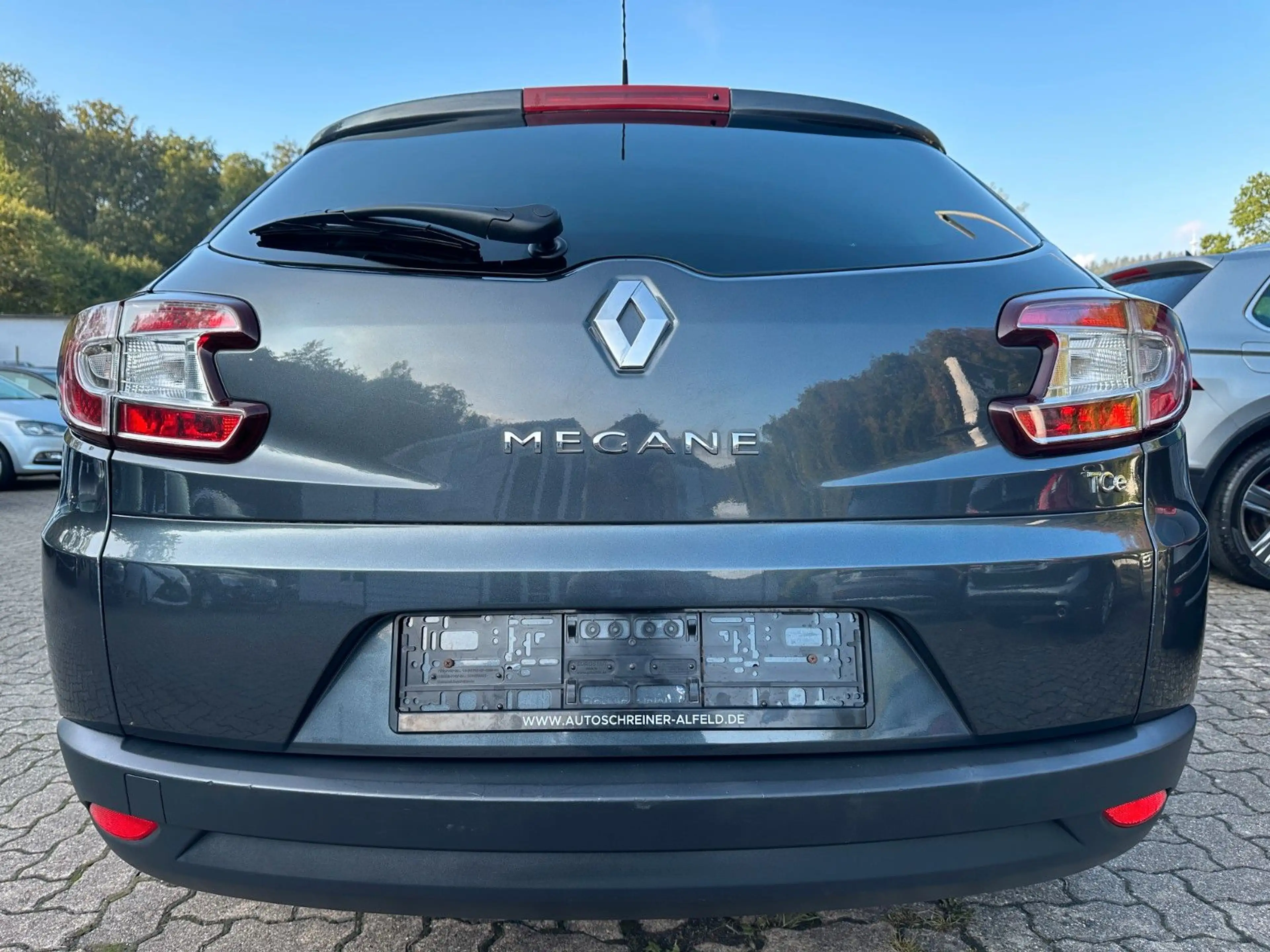 Renault Megane Grandtour BOSE Edition TEMPOMAT PDC NAVI — photo 6