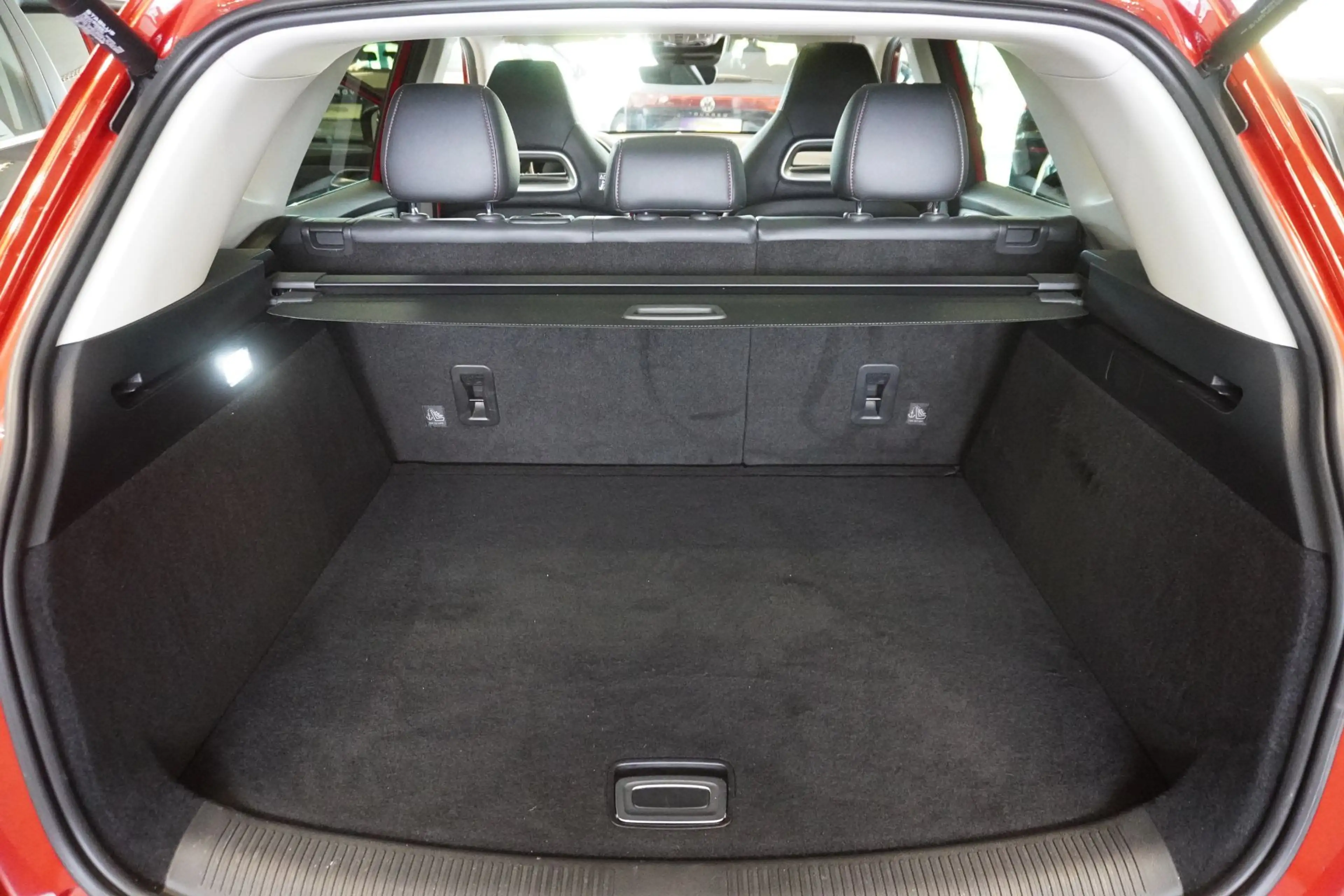MG EHS Luxury PHEV Aut. Facelift/MY25 — photo 11