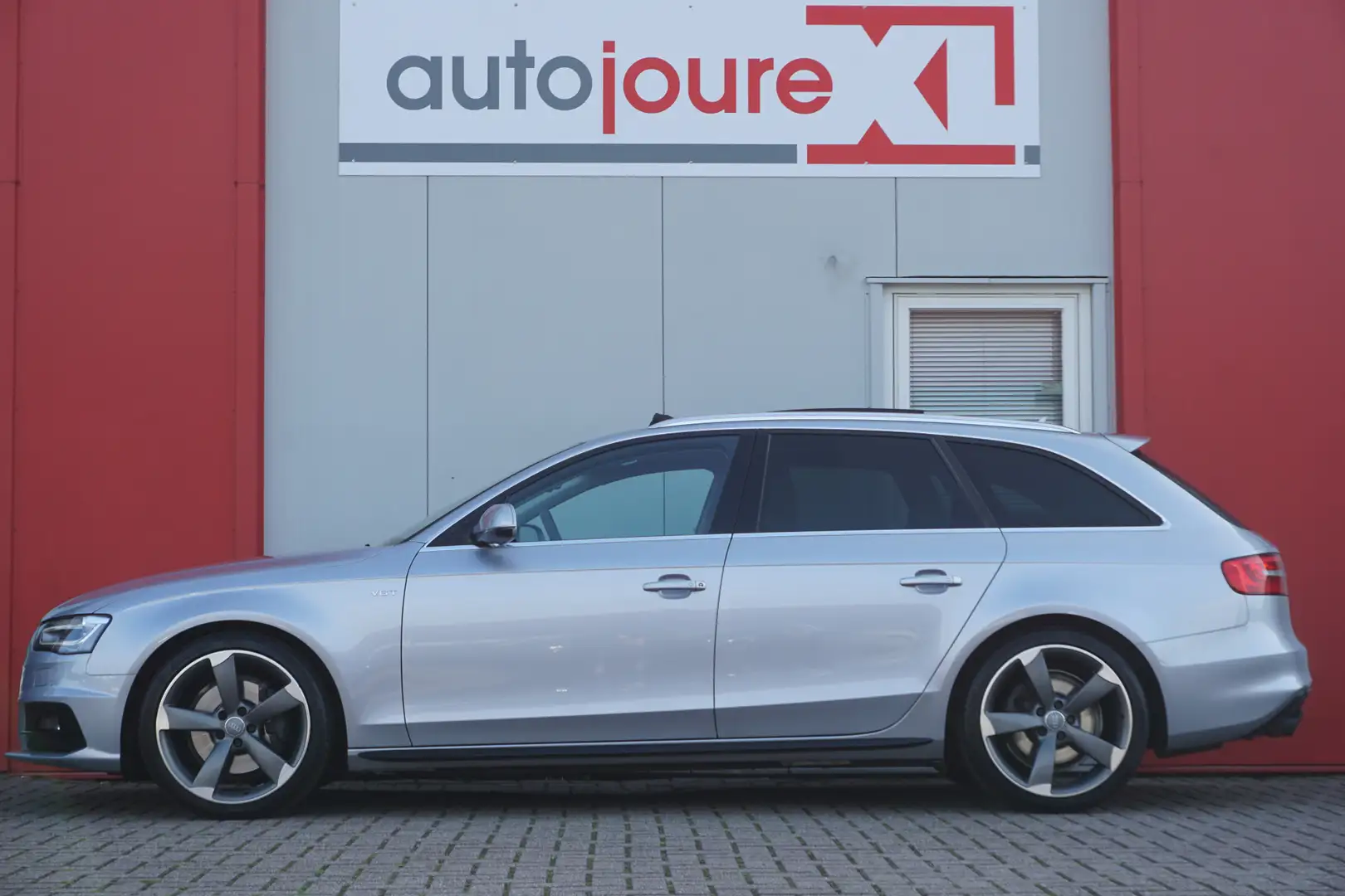 Audi A4 Avant 3.0 TDI Quattro Pro Line S | Panoramadak | A Grijs - 2