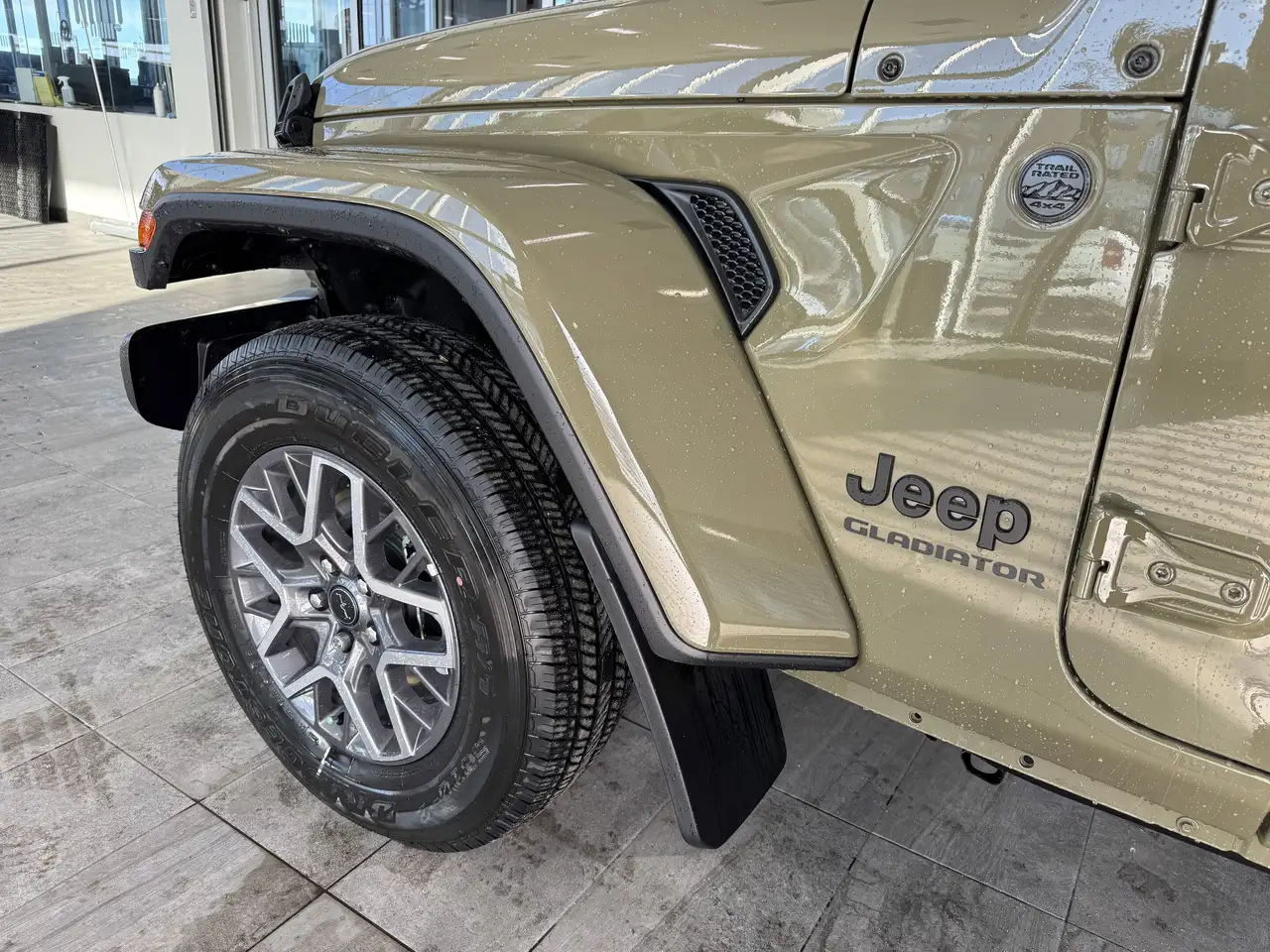 Jeep Gladiator снимка Jeep Gladiator