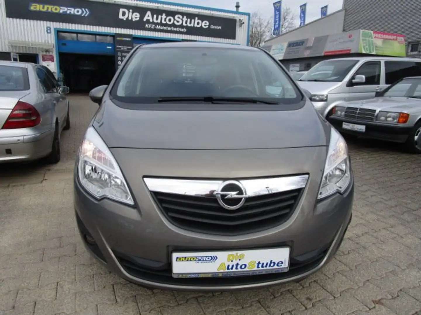 Opel Meriva -B Design Edition Klima AHK 850Kg-BC-CD-NSW-ESP-SV bež - 2