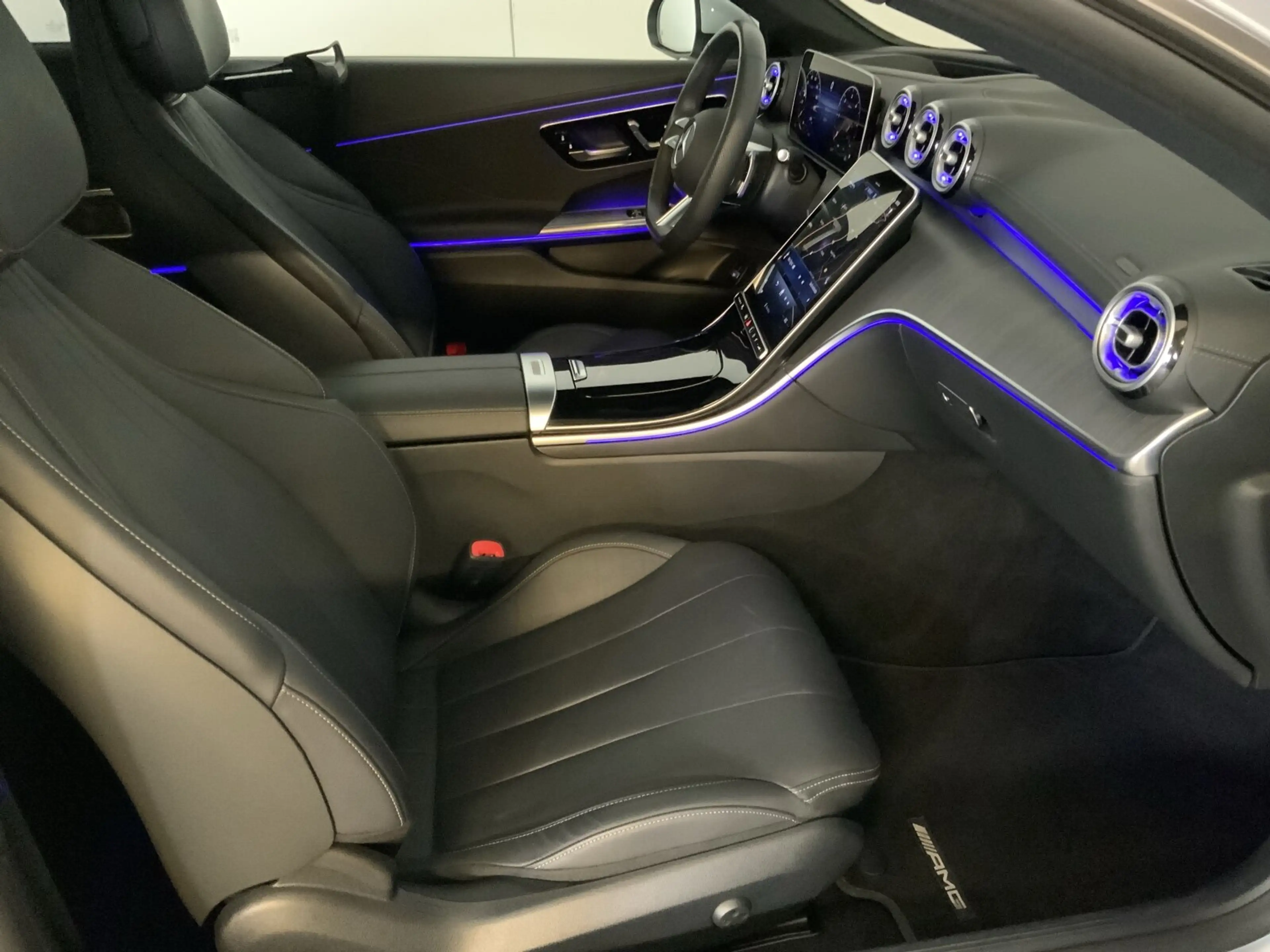 Mercedes-Benz CLE 220 CLE 220 d Coupé AMG AHK Pano Hinterachslenkung — photo 14