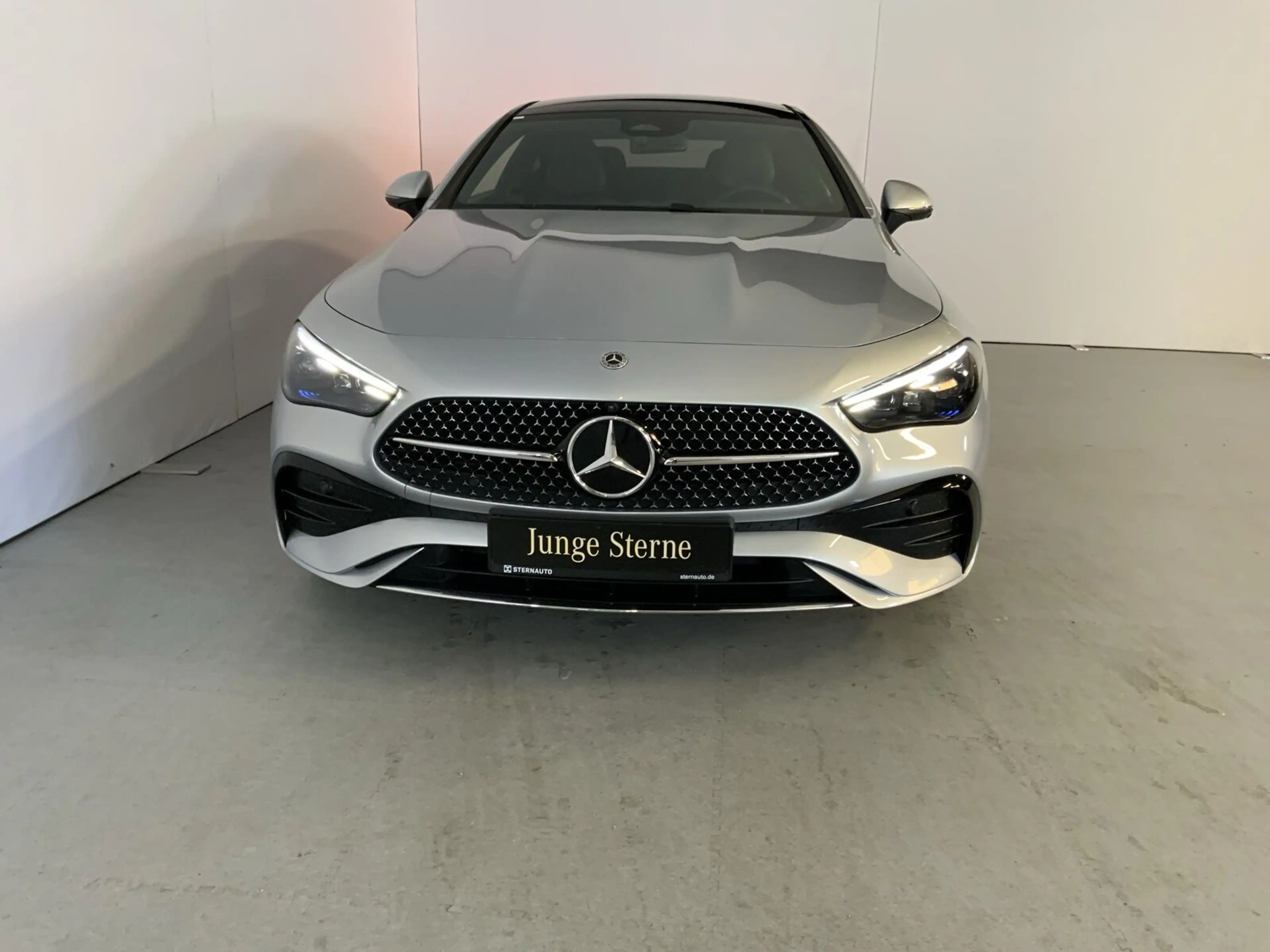 Mercedes-Benz CLE 220 CLE 220 d Coupé AMG AHK Pano Hinterachslenkung — photo 2