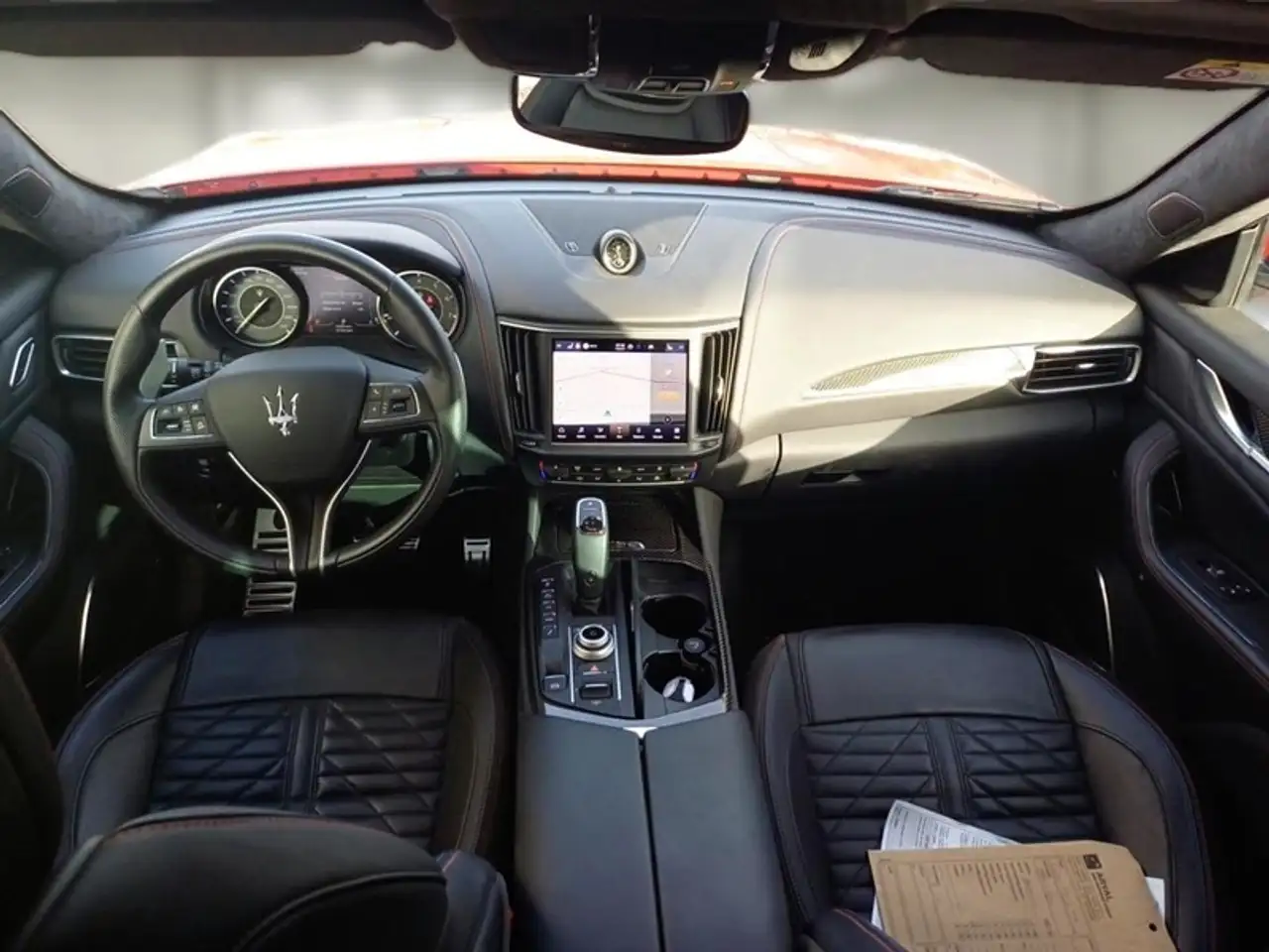 Maserati Levante 3.0 V6 424 CV F-TRIBUTO Q4 AUTO SUV, миниатюра 7