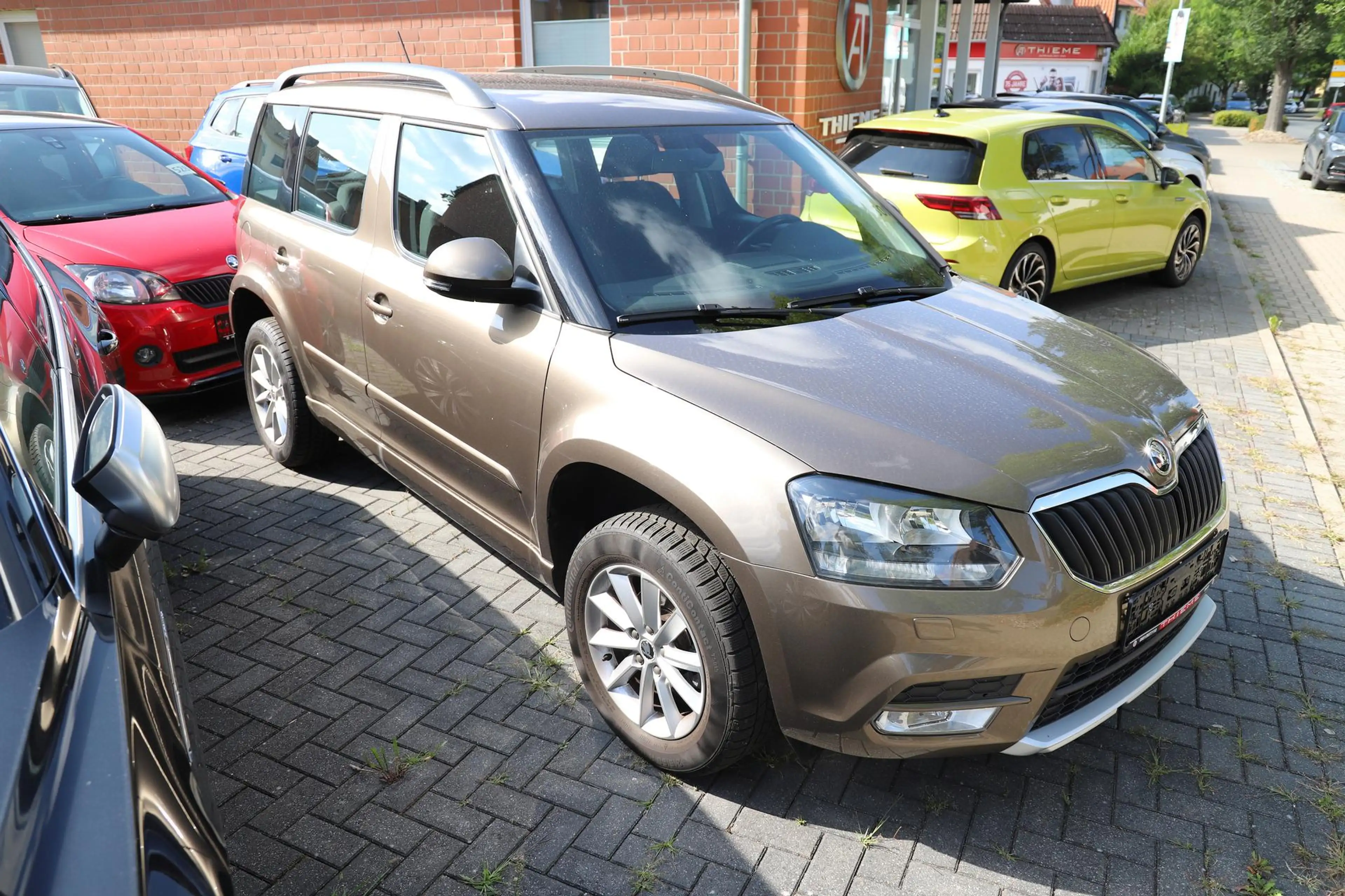 Skoda Yeti 110PS Ambition - AHK/SHZ/PDC/GJR/Climatronic/1.... — photo 4