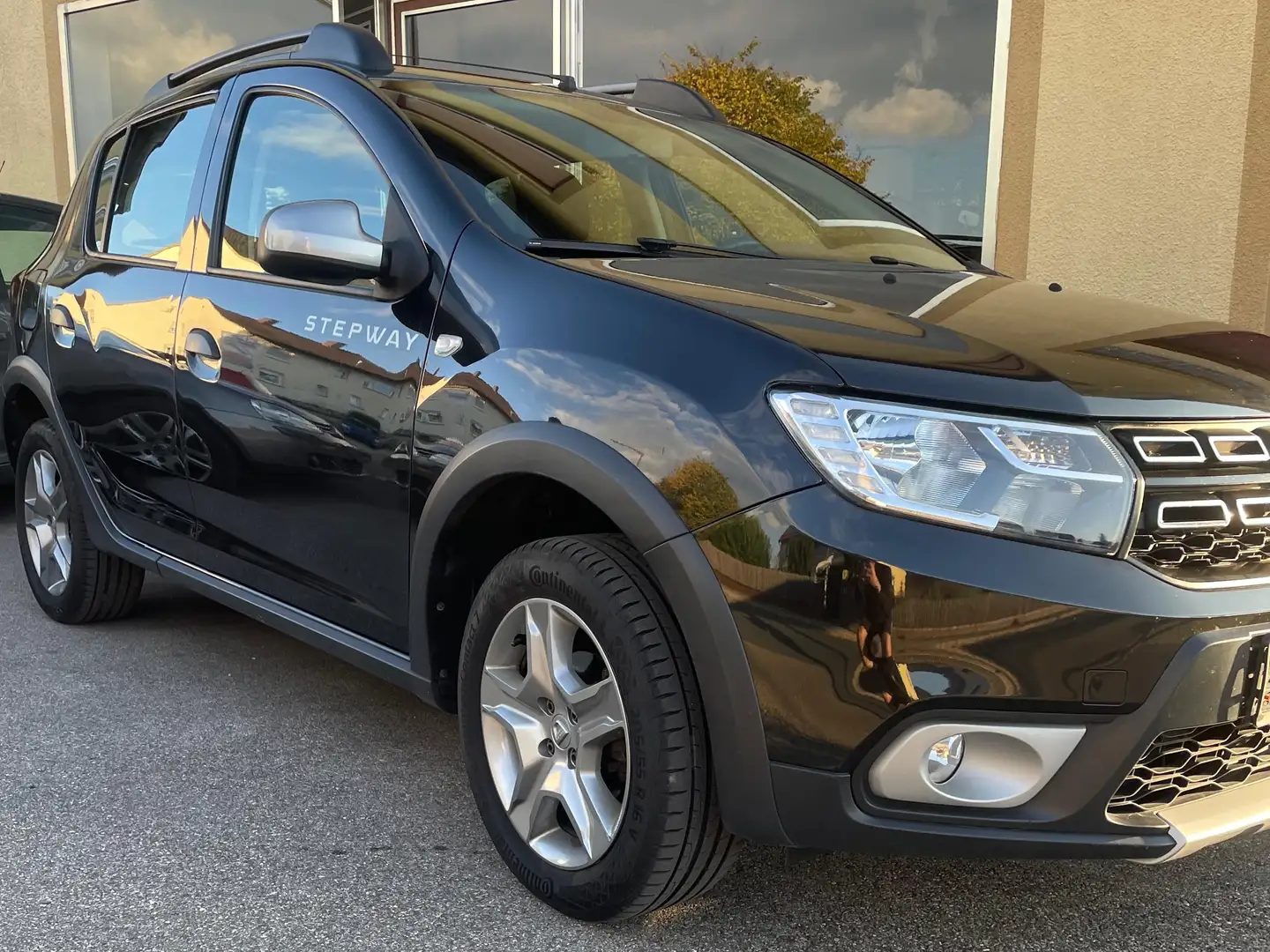 Dacia Sandero Stepway Prestige Schwarz - 2