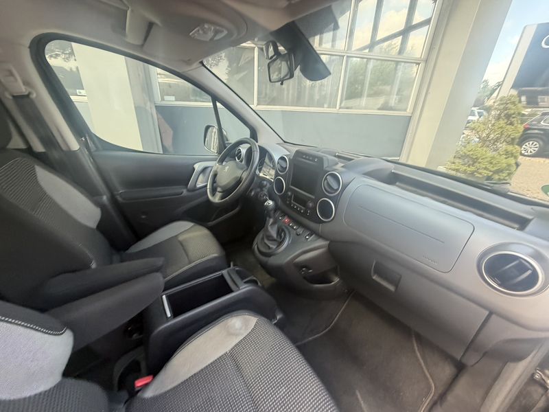 Peugeot Partner Tepee 1.2 PureTech Active 6-2018 • 81 kW / 110 PK — photo 34