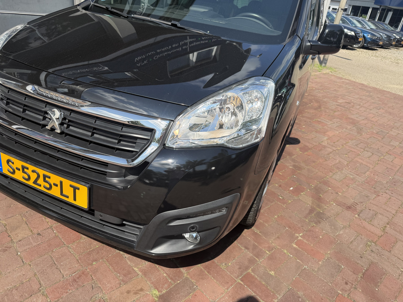 Peugeot Partner Tepee 1.2 PureTech Active 6-2018 • 81 kW / 110 PK — photo 18