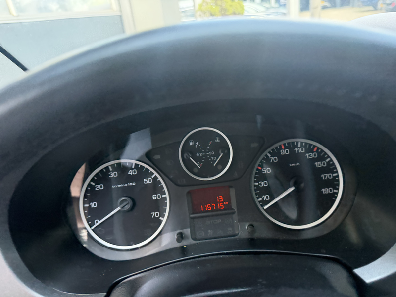 Peugeot Partner Tepee 1.2 PureTech Active 6-2018 • 81 kW / 110 PK — photo 10