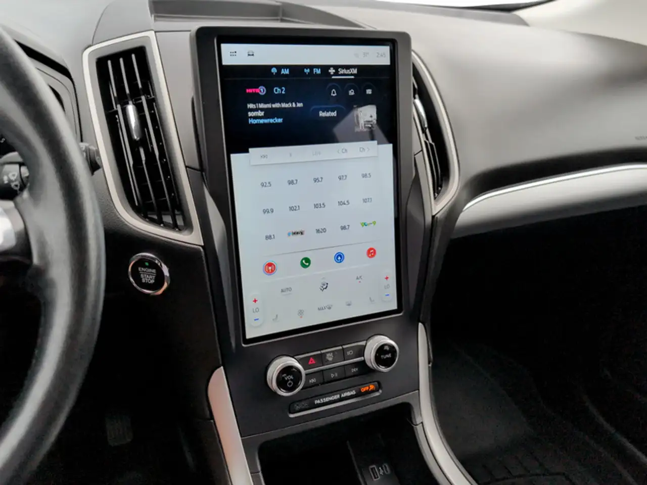 Ford Edge photo Ford Edge