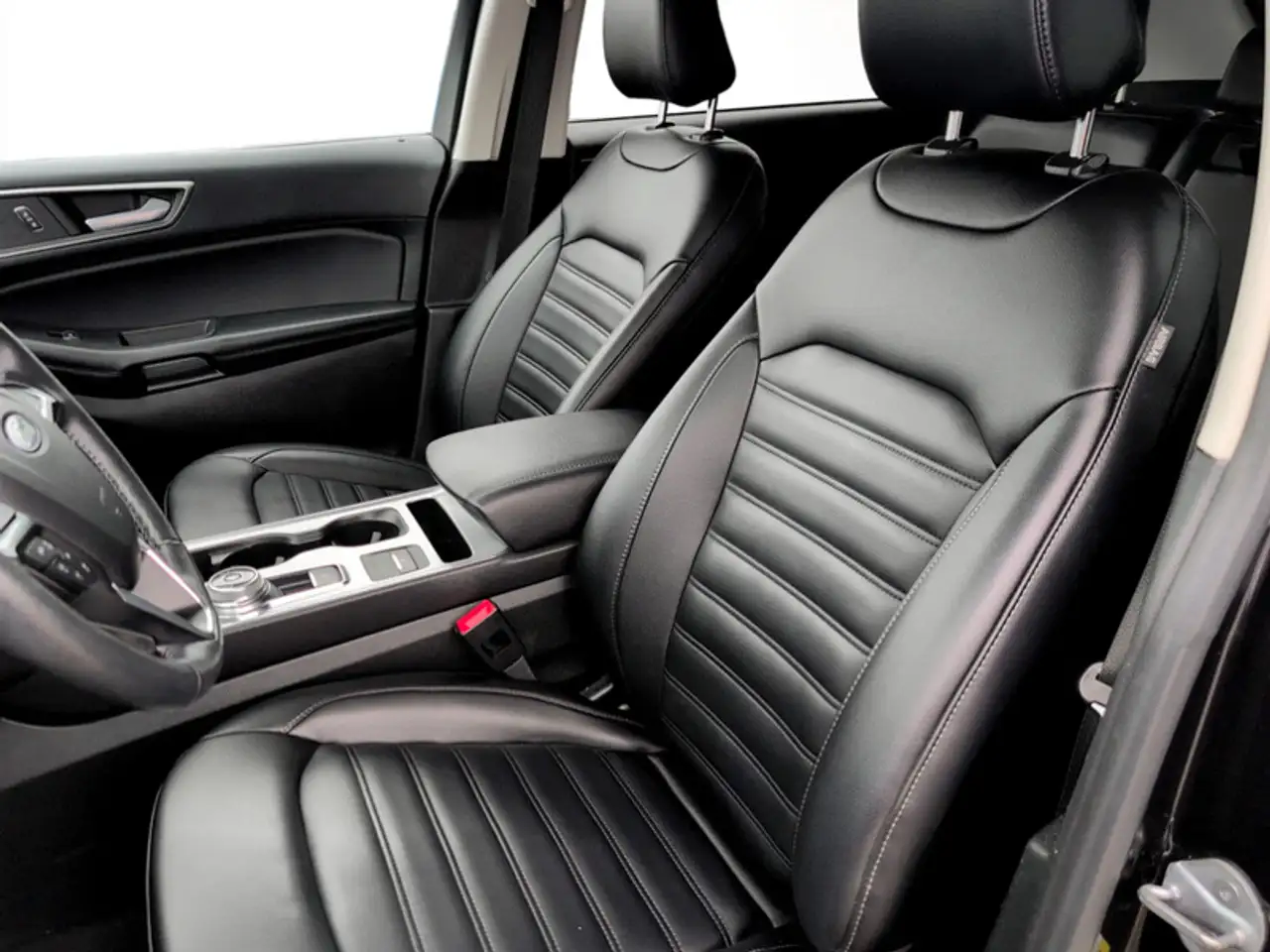 Ford Edge photo Ford Edge