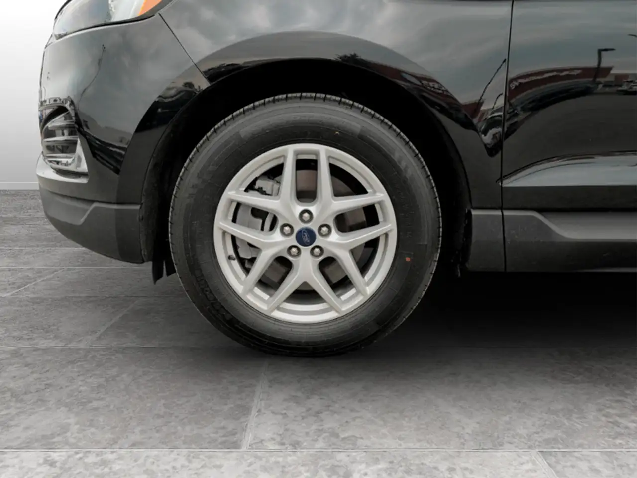 Ford Edge photo Ford Edge