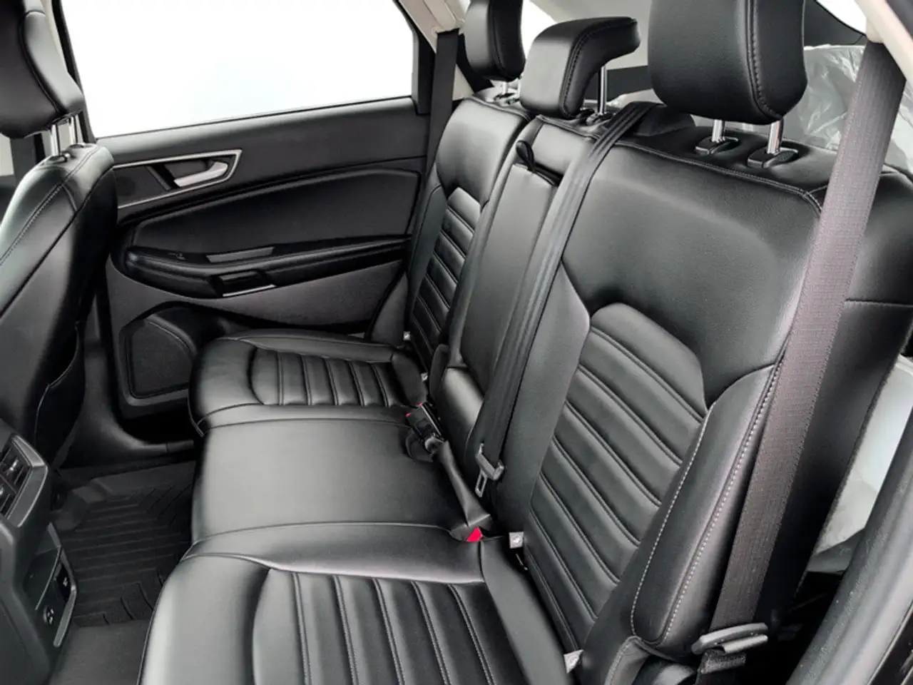 Ford Edge photo Ford Edge