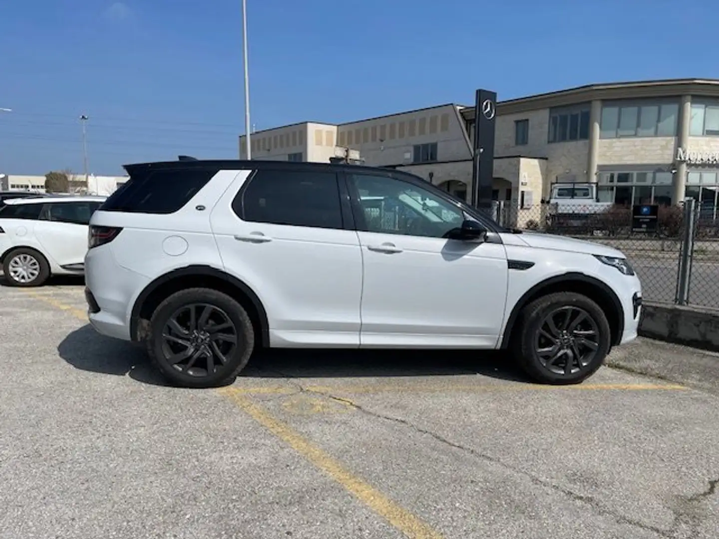 Land Rover Discovery Sport 2.0 td4 HSE DYNAMIC awd 150cv auto Bianco - 1