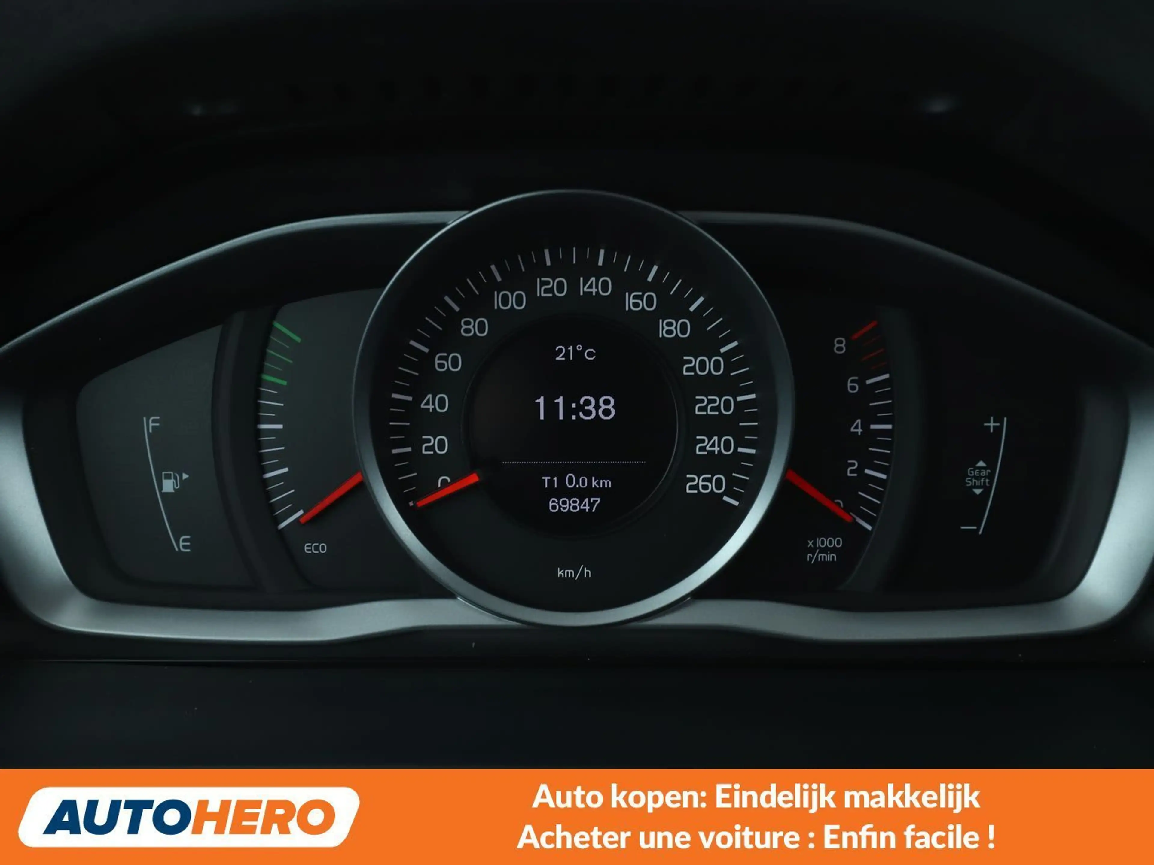 Volvo S60 2.0 T3 Momentum — photo 6