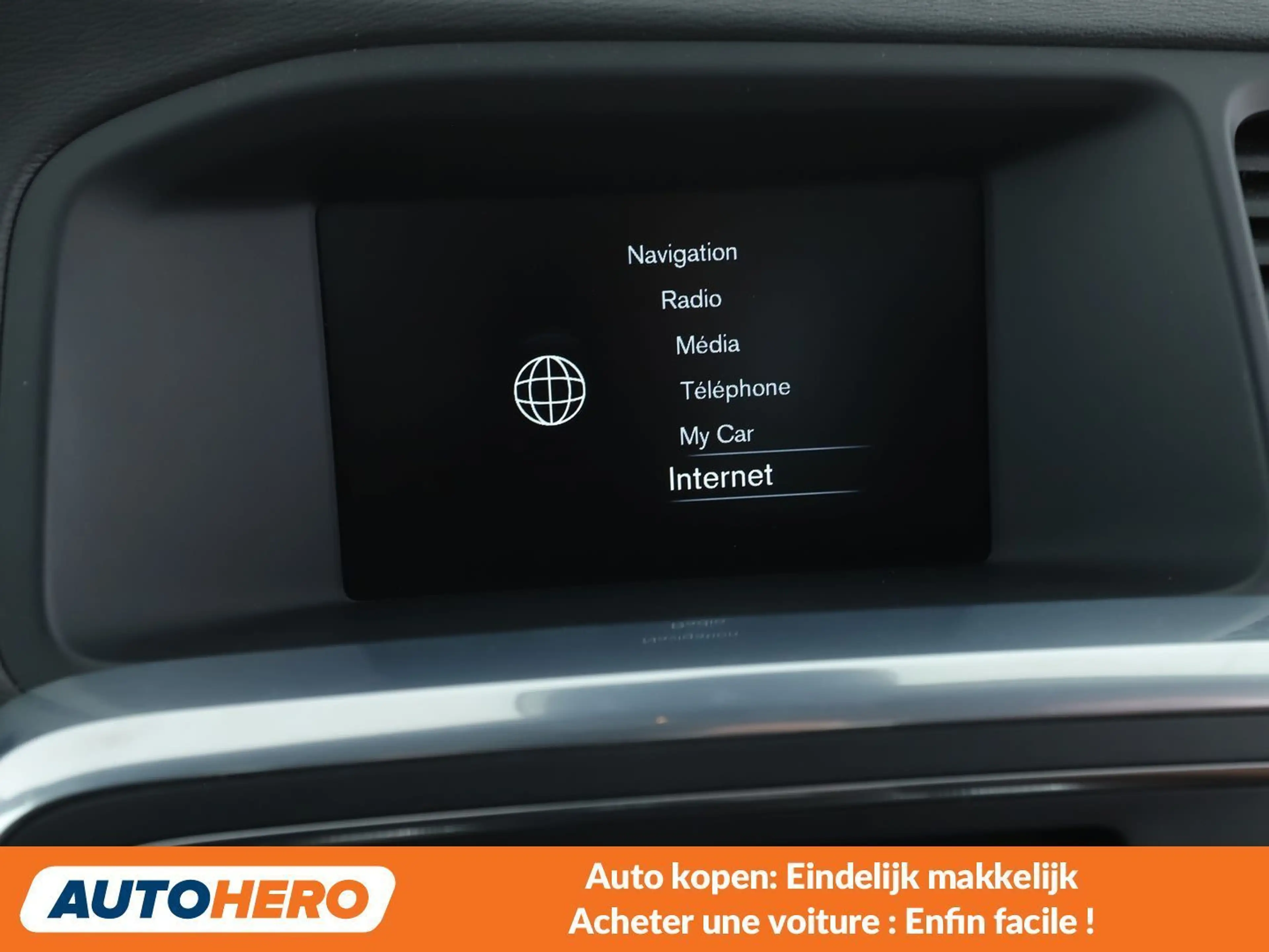 Volvo S60 2.0 T3 Momentum — photo 13