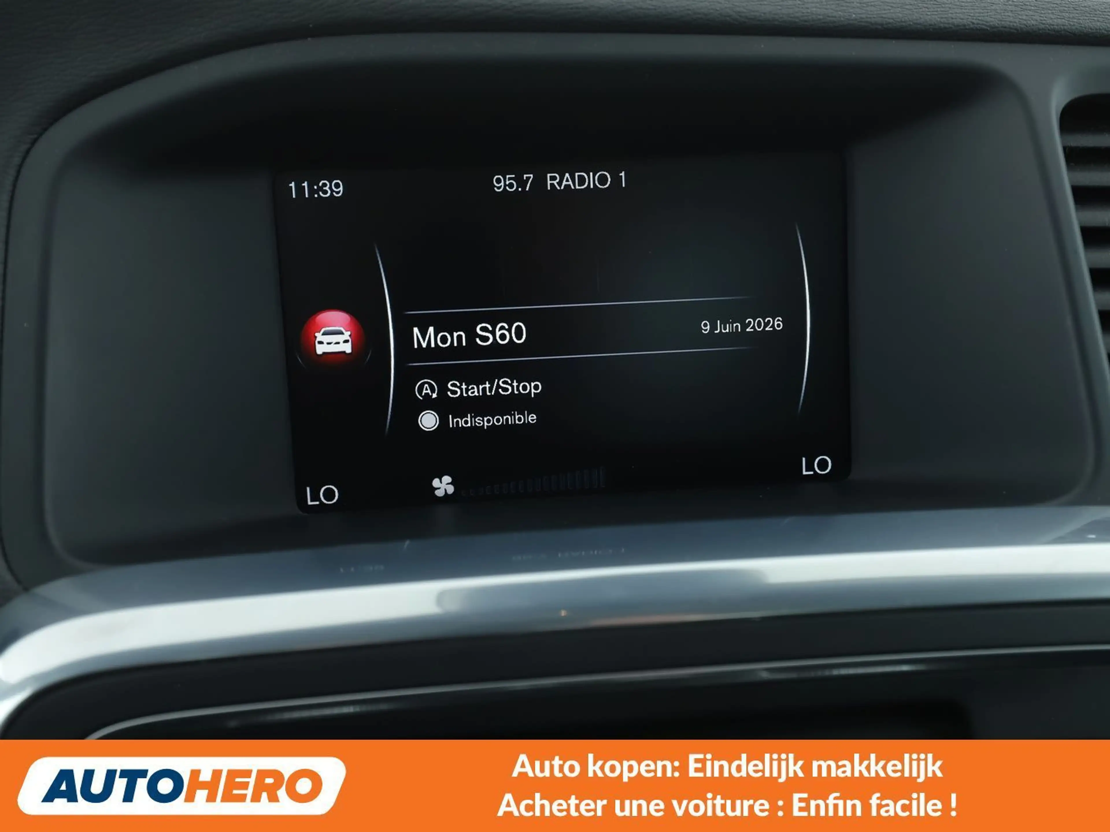 Volvo S60 2.0 T3 Momentum — photo 11
