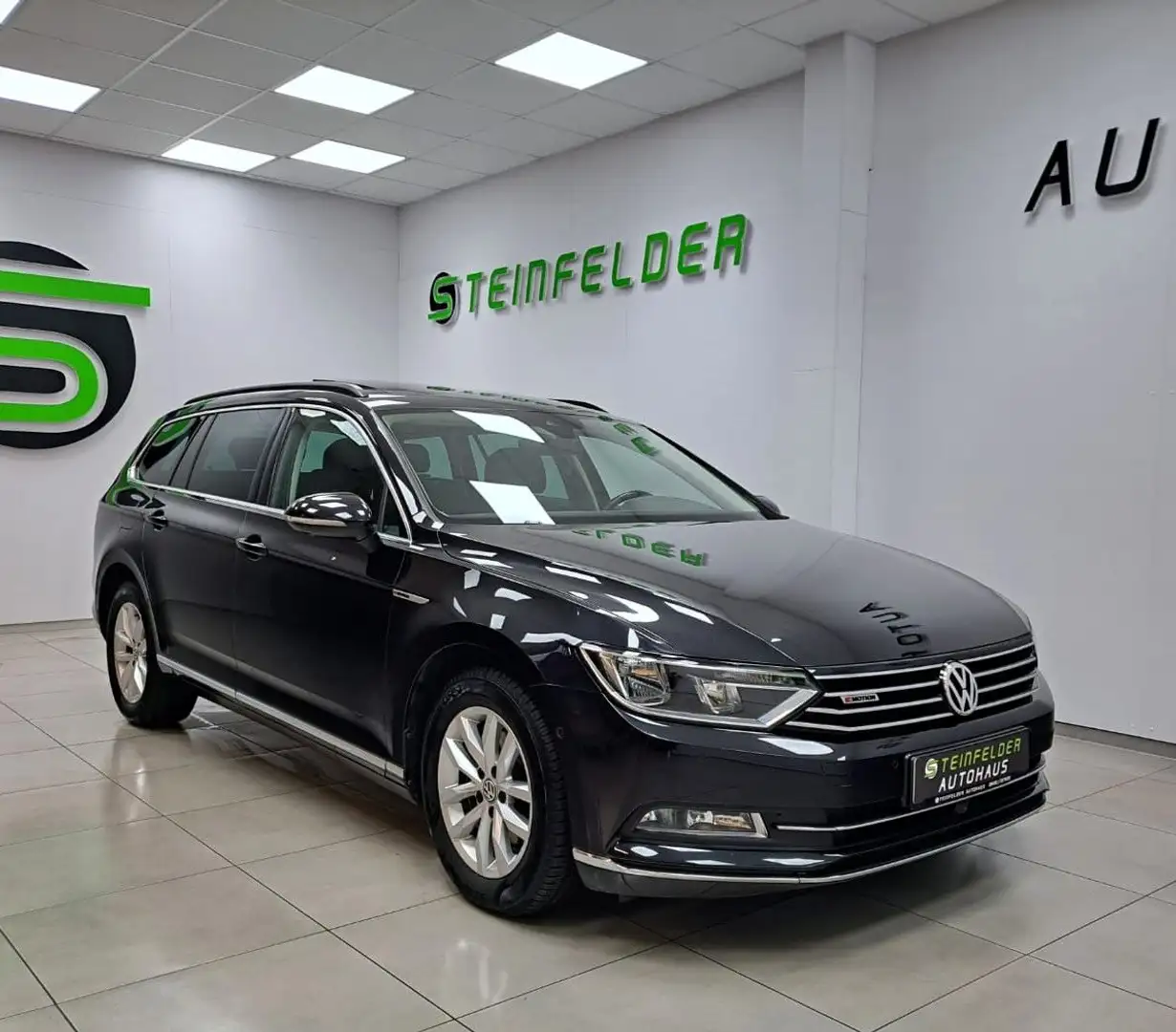 Volkswagen Passat Variant 2.0 TDI 4MOTION / PANO/ DIG.TACHO Schwarz - 1