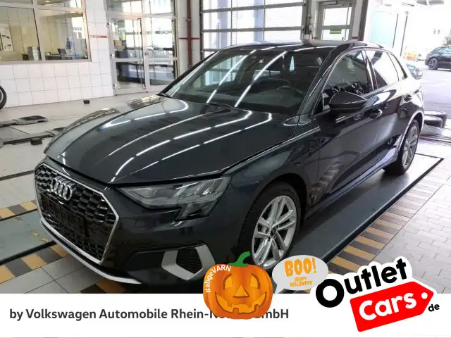 Audi A3 adv 30 TFSI Navi SHZ Klima LED UVM