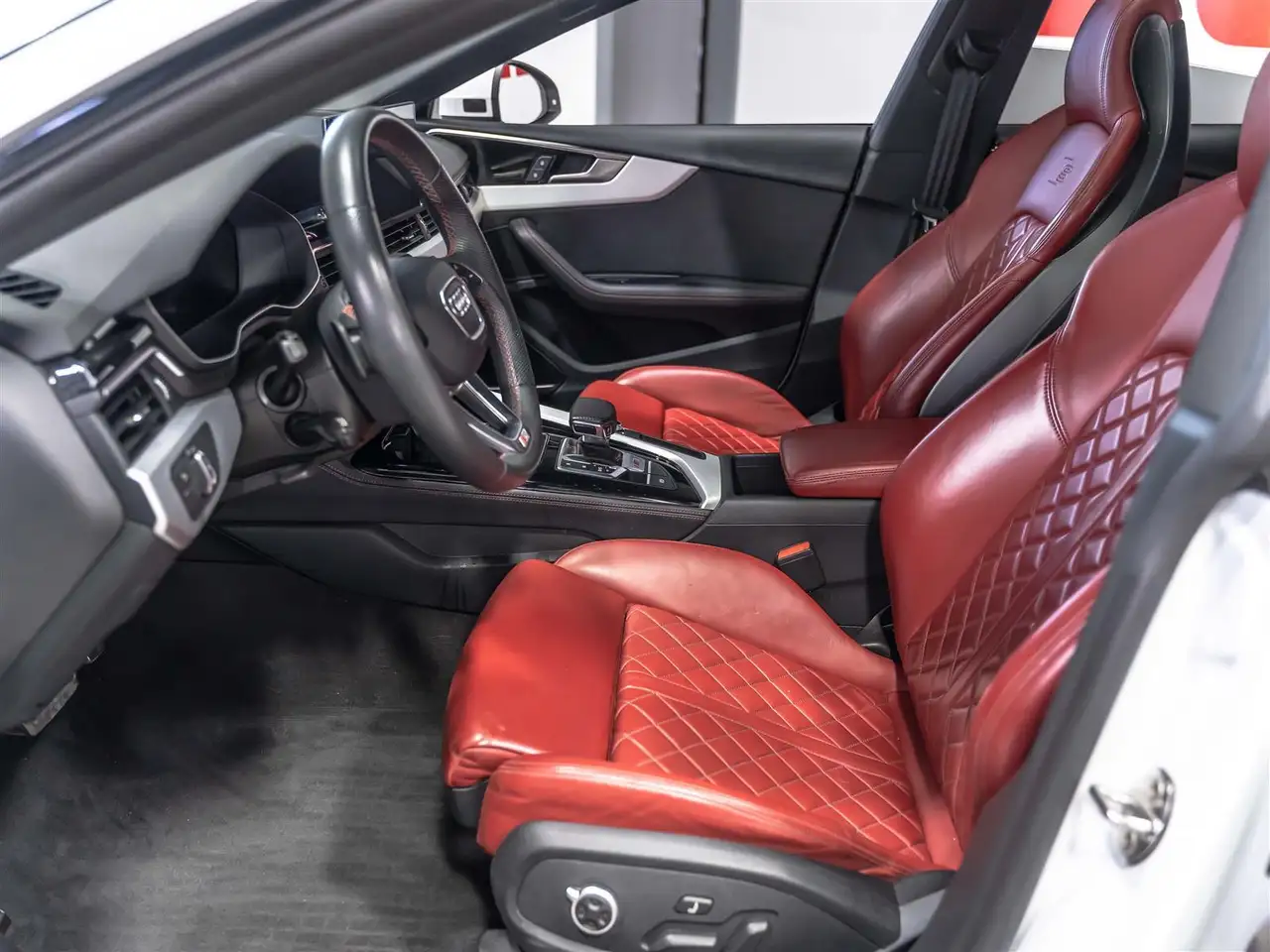 Audi S5 снимка Audi S5