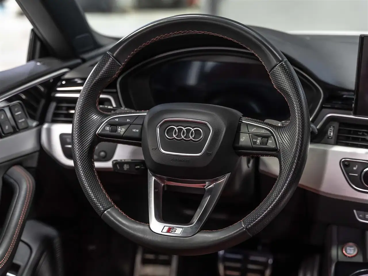 Audi S5 снимка Audi S5